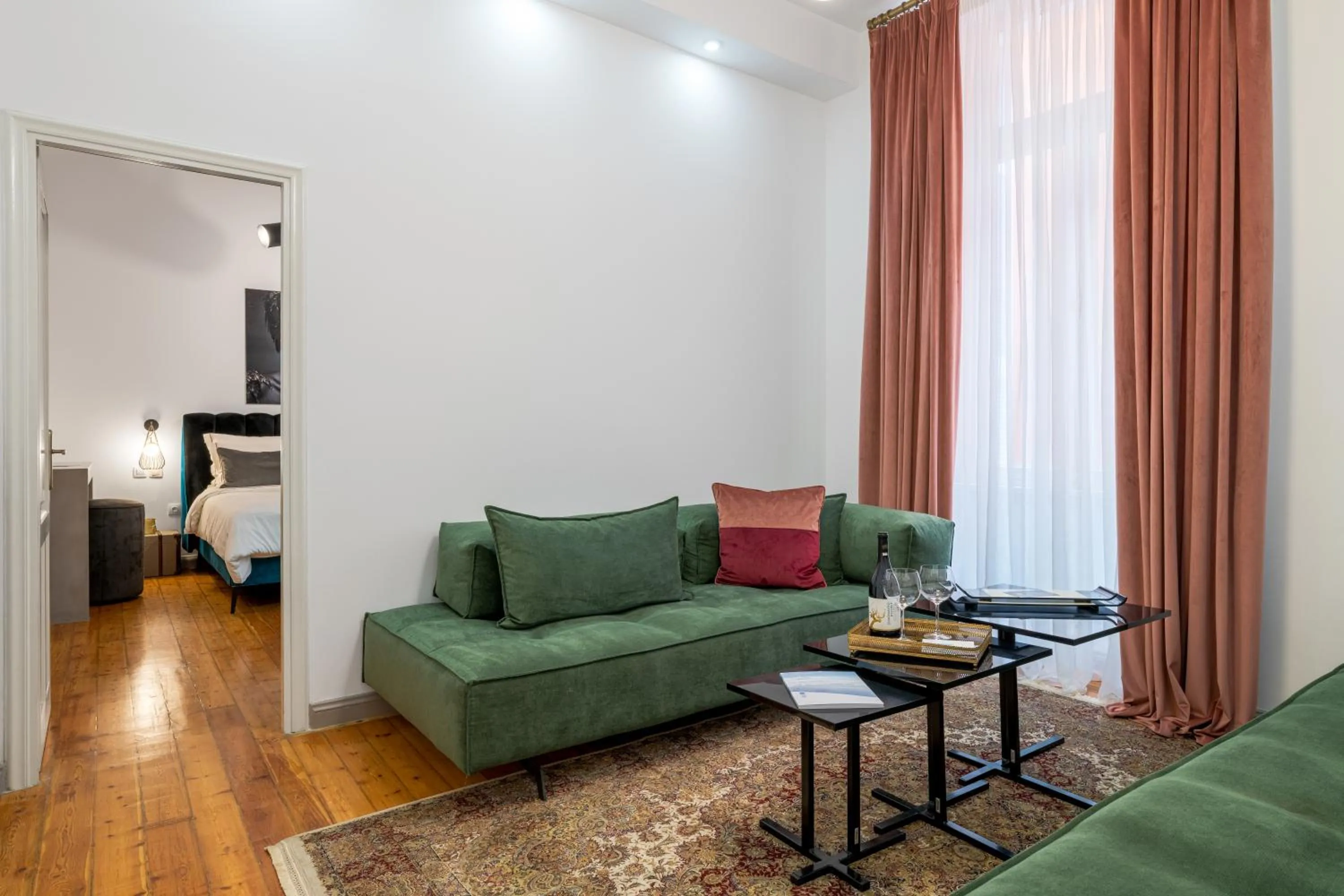 Living room in 2 Mazi Suites