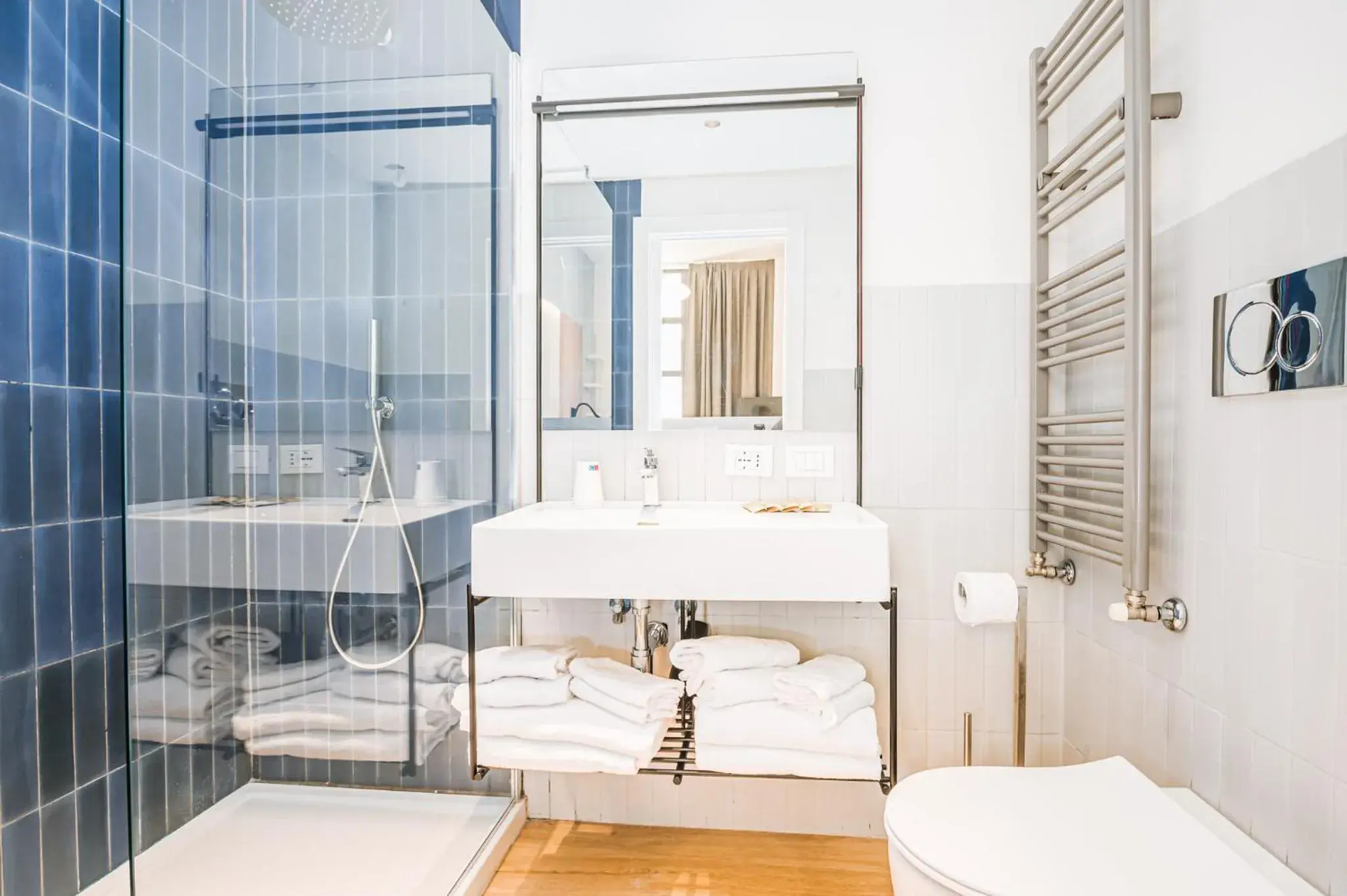 Superior Quadruple Room in Dotcampus Roma City Center Superior Quadruple Room in Dotcampus Roma City Center