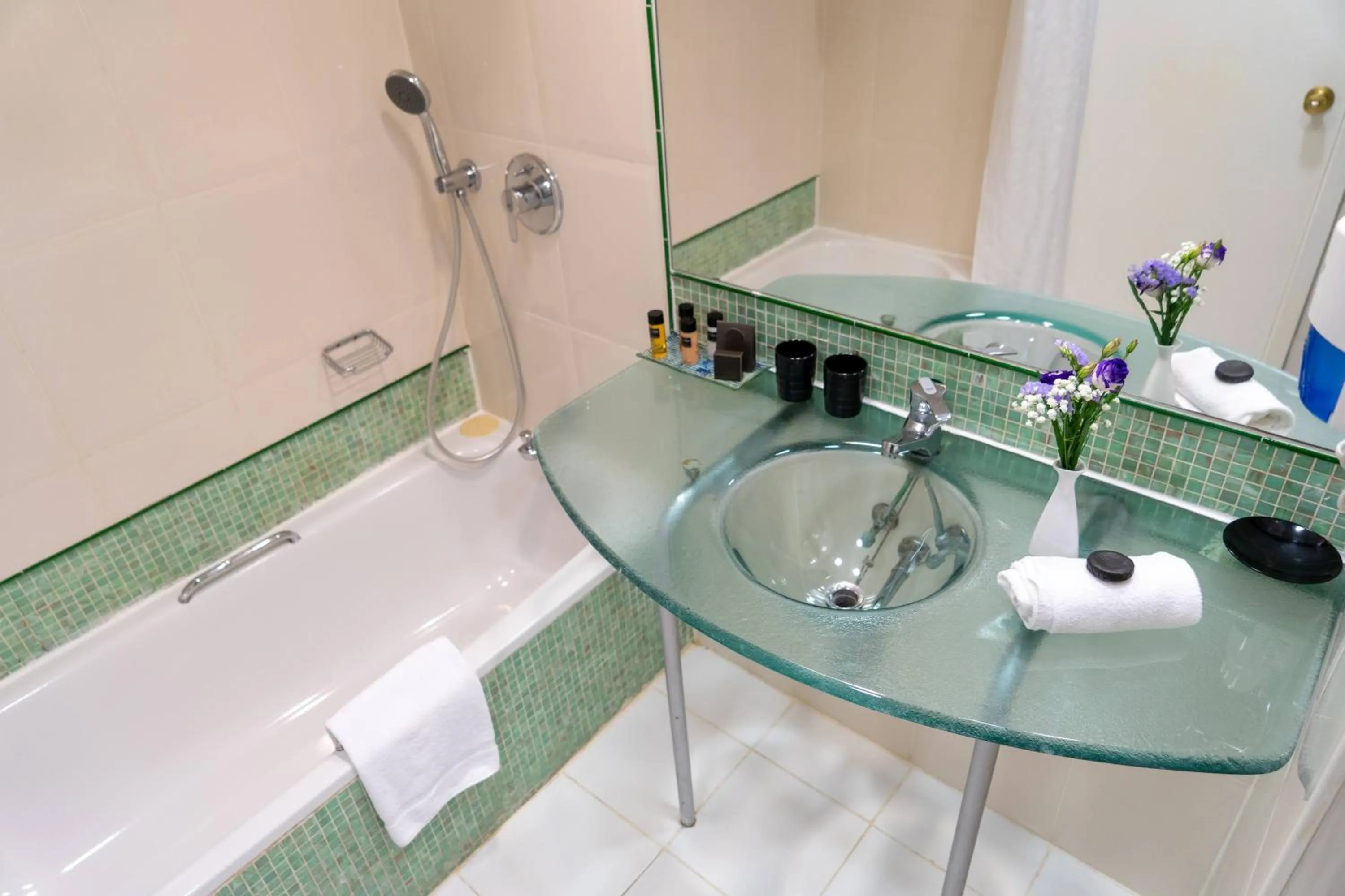 Bathroom in Tamara Ashkelon Hotel