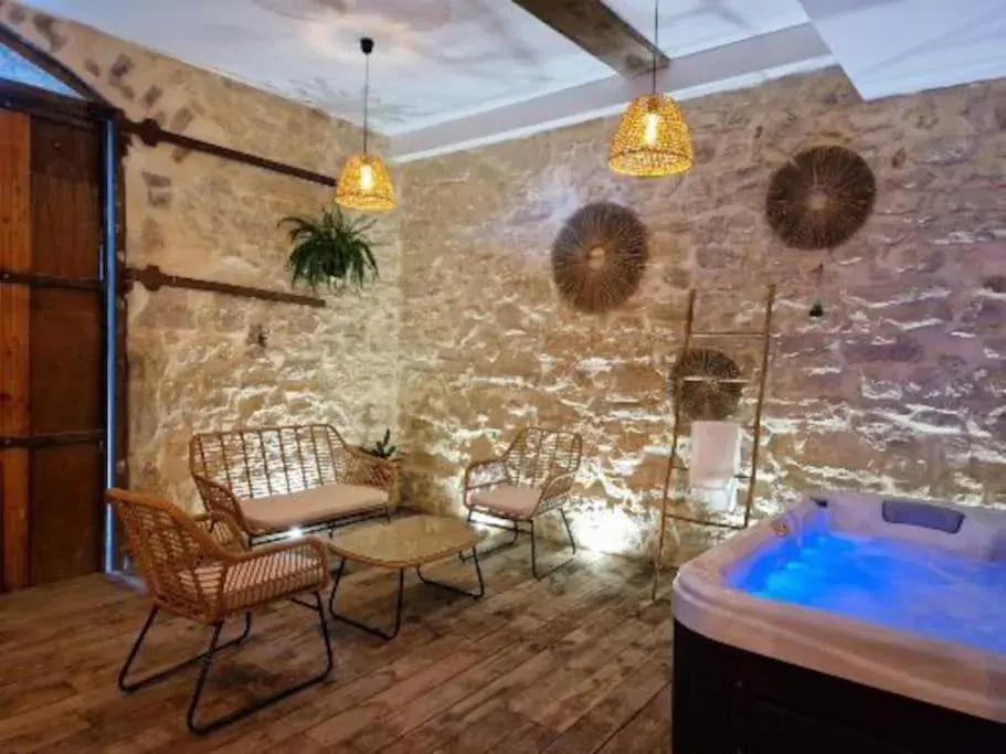 Gîte « domaine de l’oustal nau » Gîte « domaine de l’oustal nau »