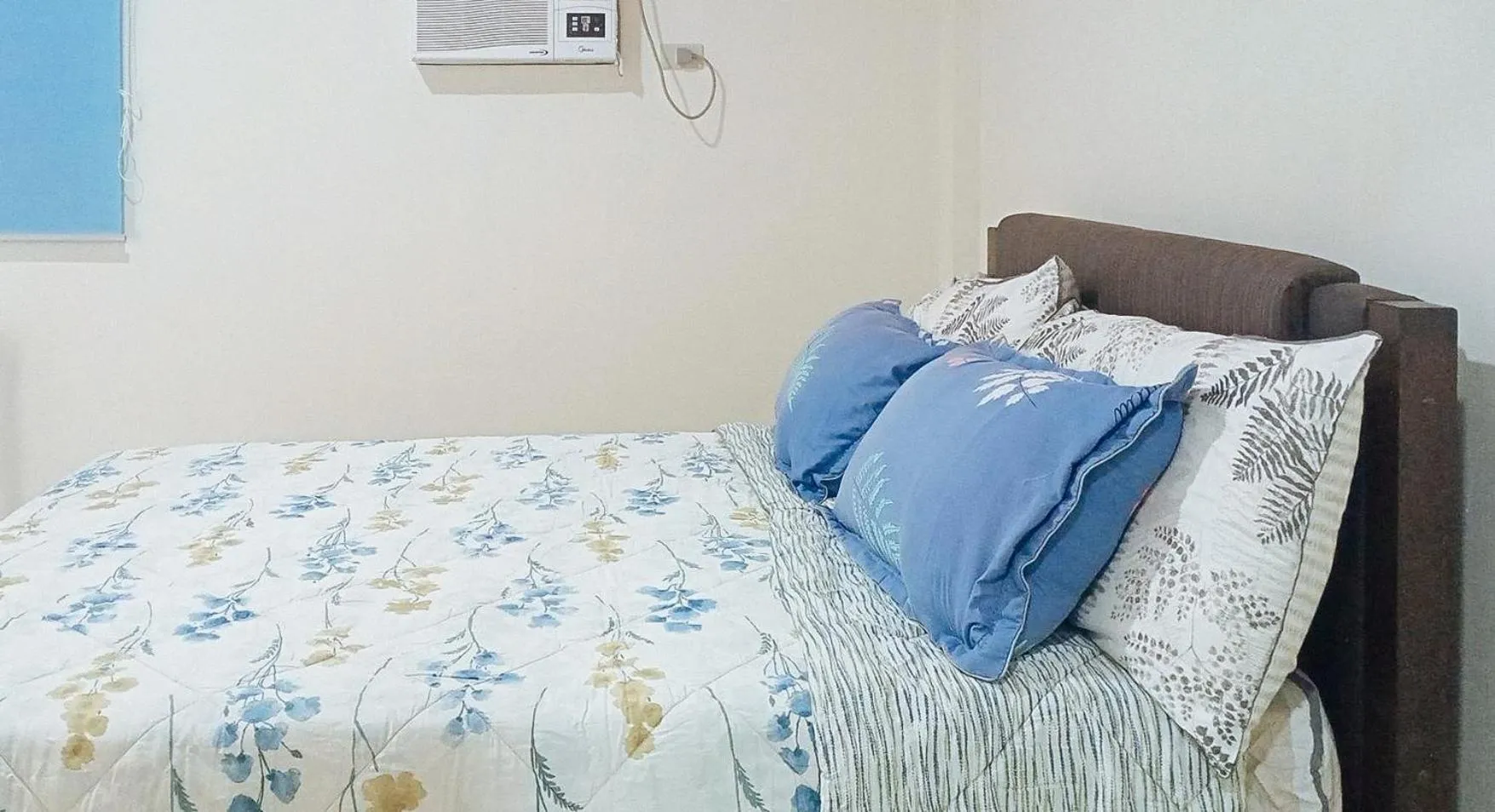 Photo of the whole room in RedDoorz @ Ham Jam Inn Resort