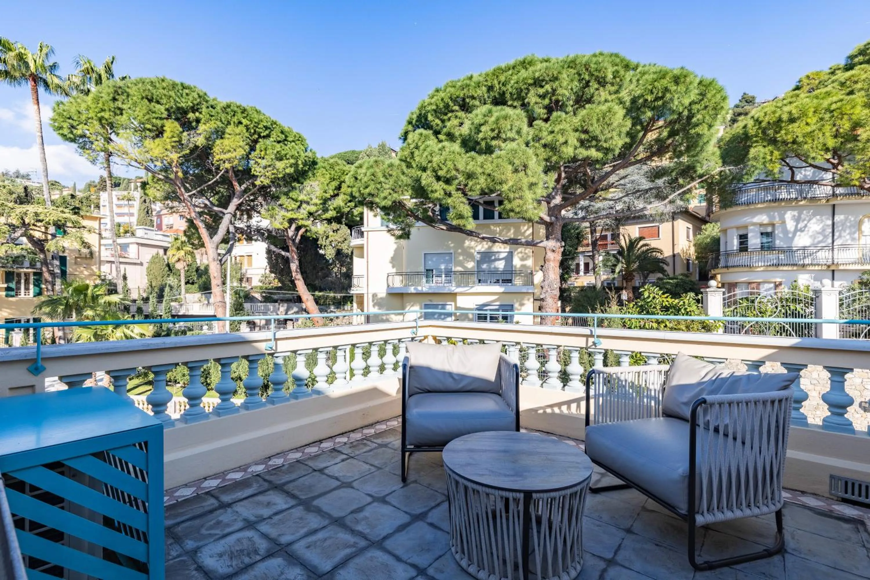 Alaxia Exclusive Apartments