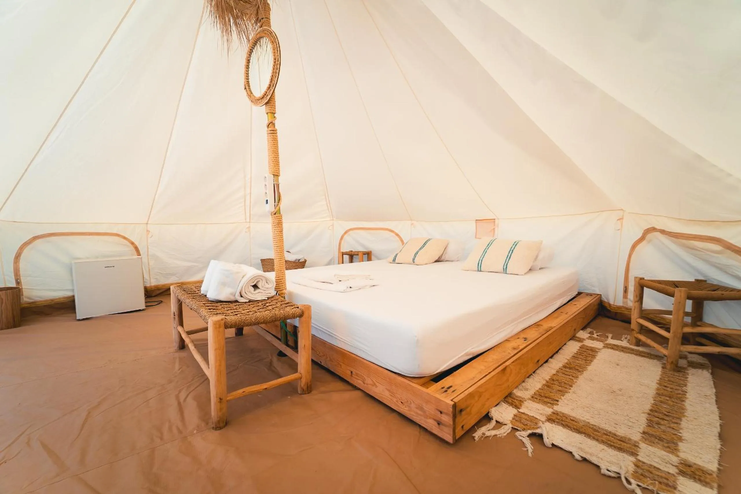 Photo of the whole room, Bed in HolaCamp Chilches