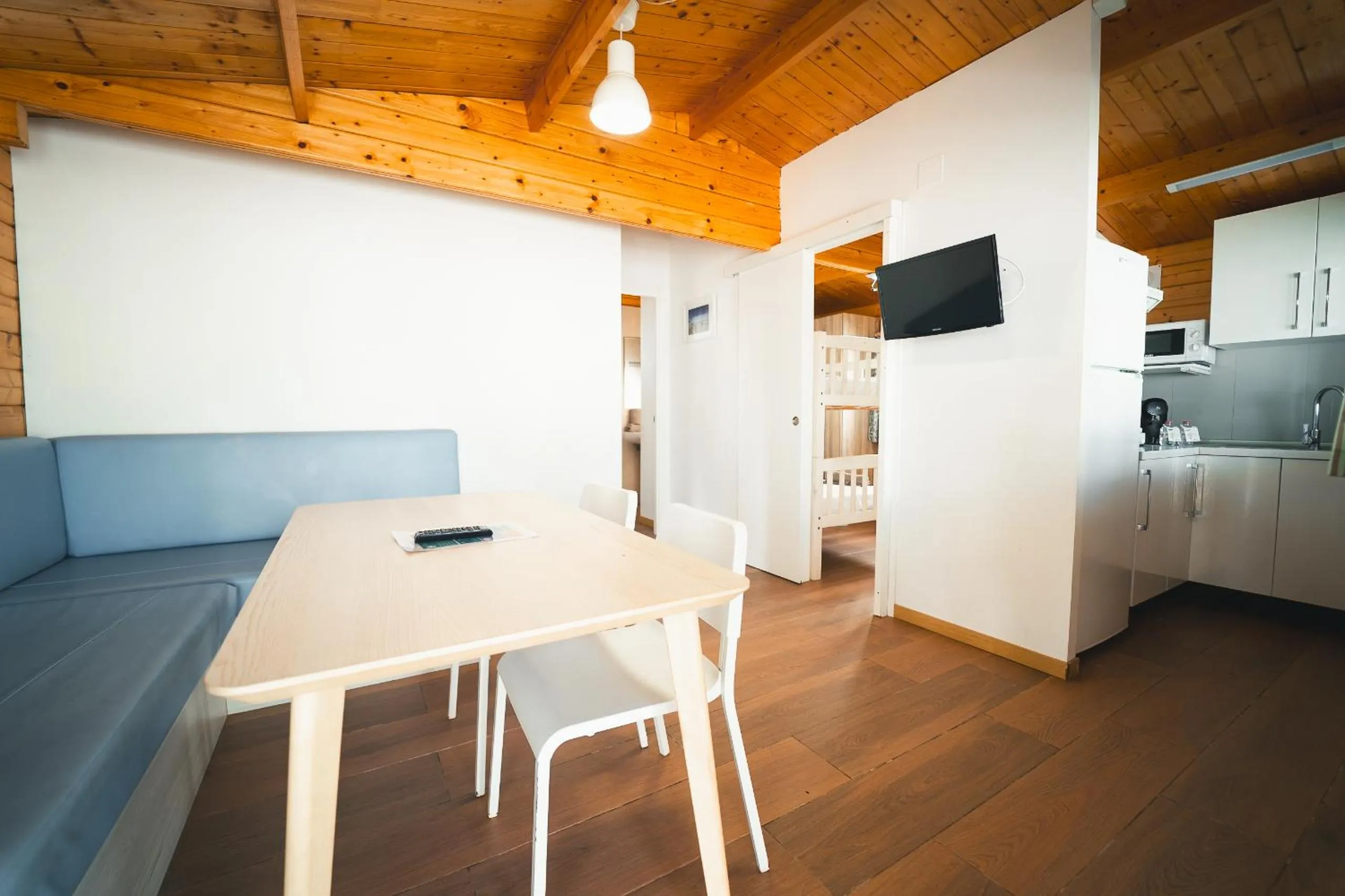 Kitchen or kitchenette in HolaCamp Chilches