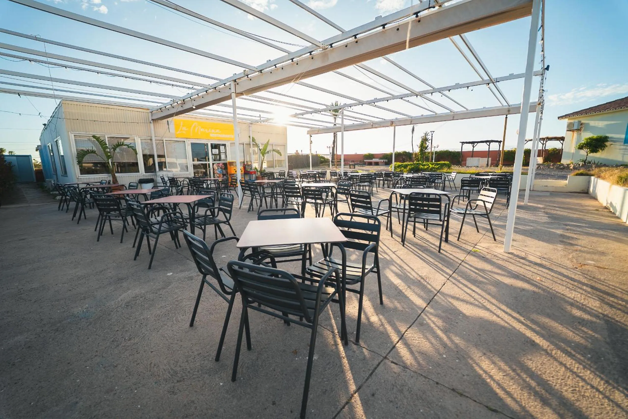 Restaurant/places to eat in HolaCamp Chilches