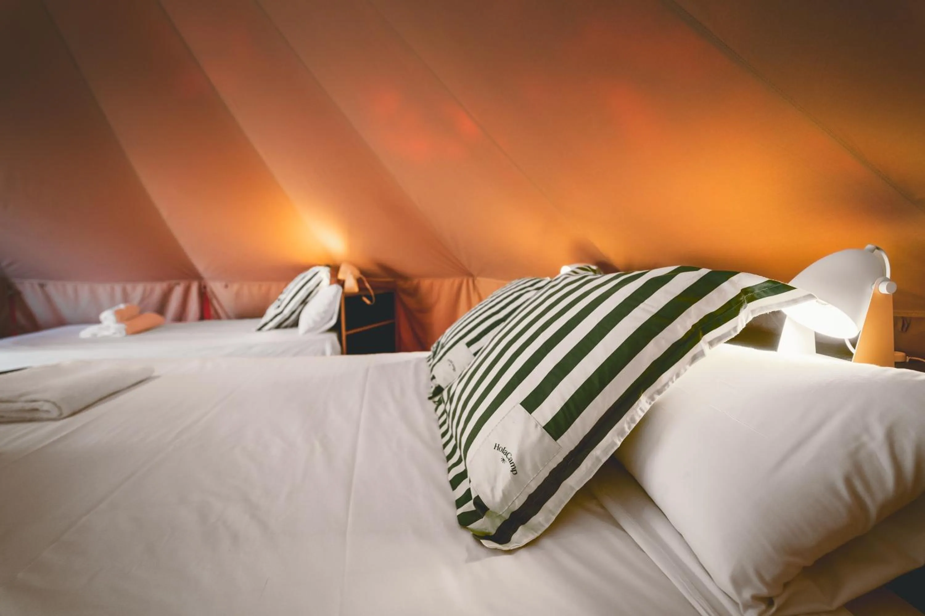 Photo of the whole room, Bed in HolaCamp Chilches