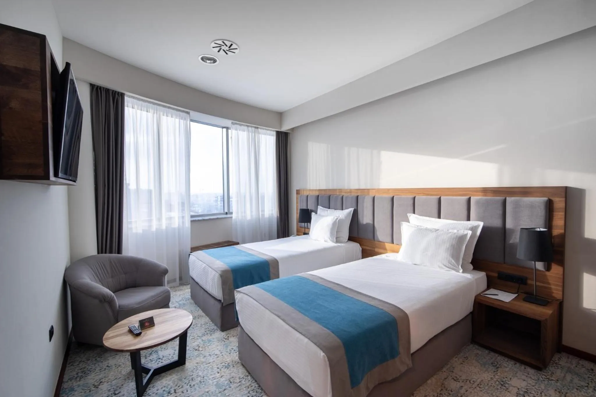 Bedroom, Bed in Radon Plaza