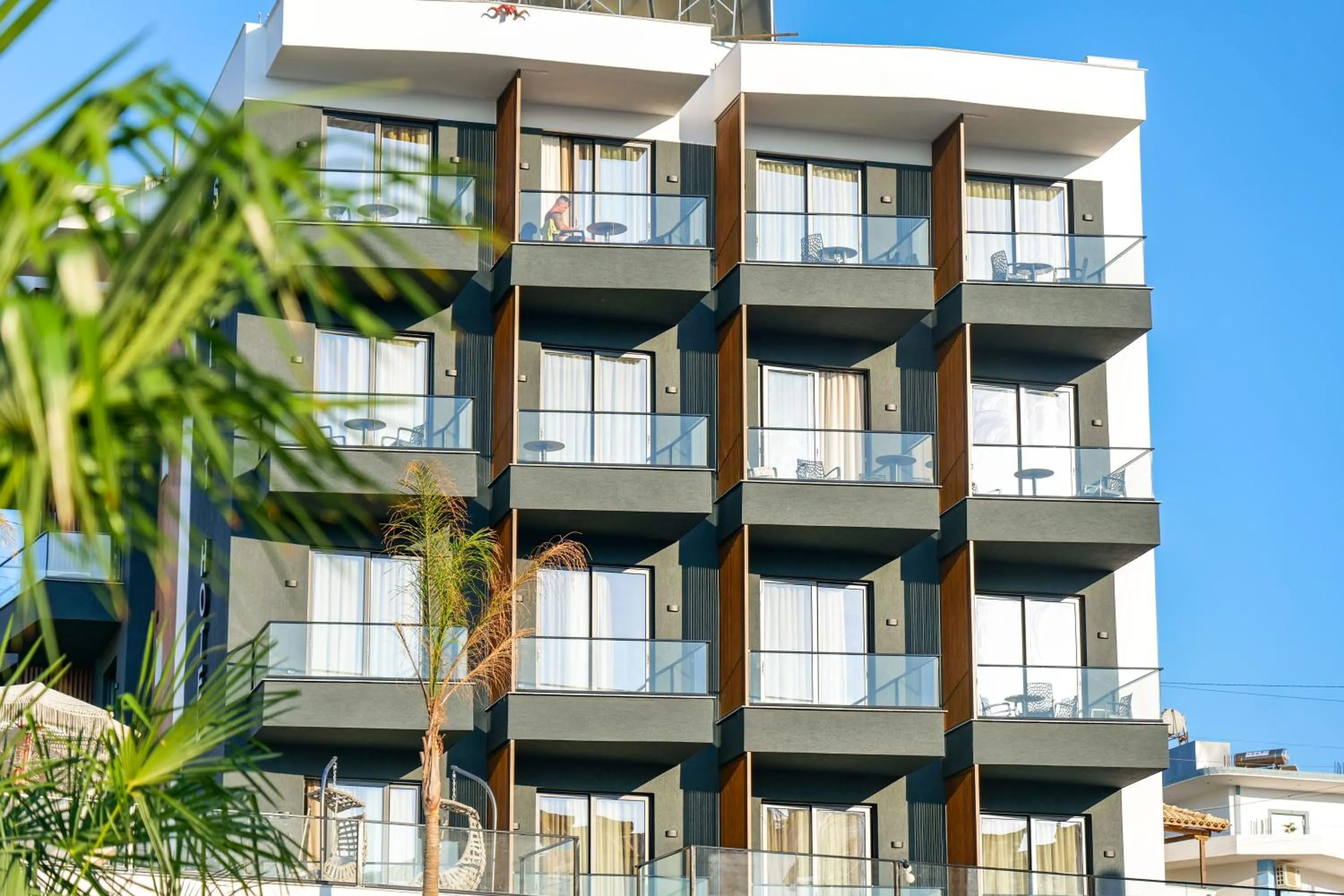 Property building in Sunlight Hotel