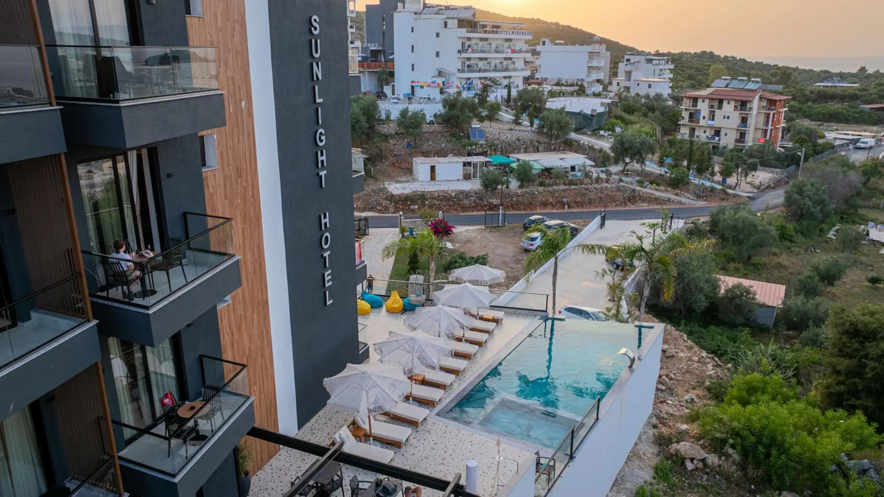 Property building in Sunlight Hotel Property building in Sunlight Hotel