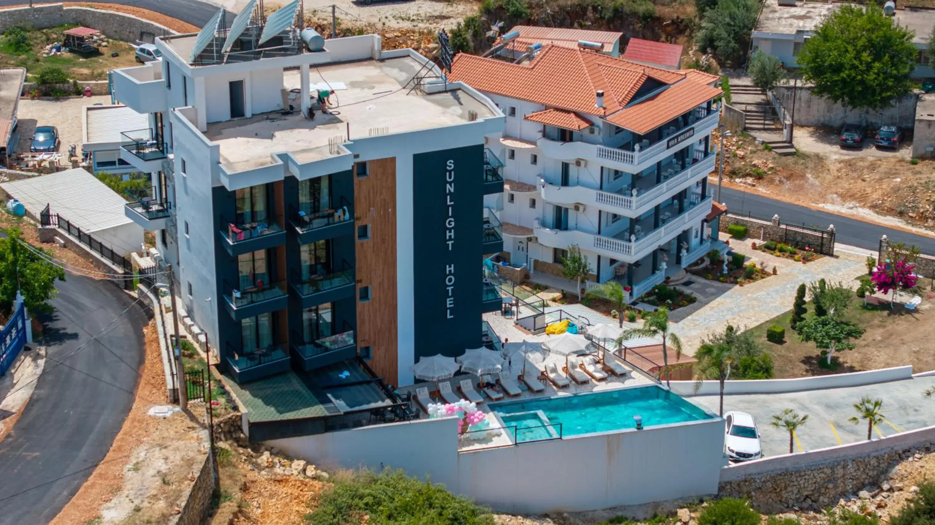 Property building in Sunlight Hotel Property building in Sunlight Hotel