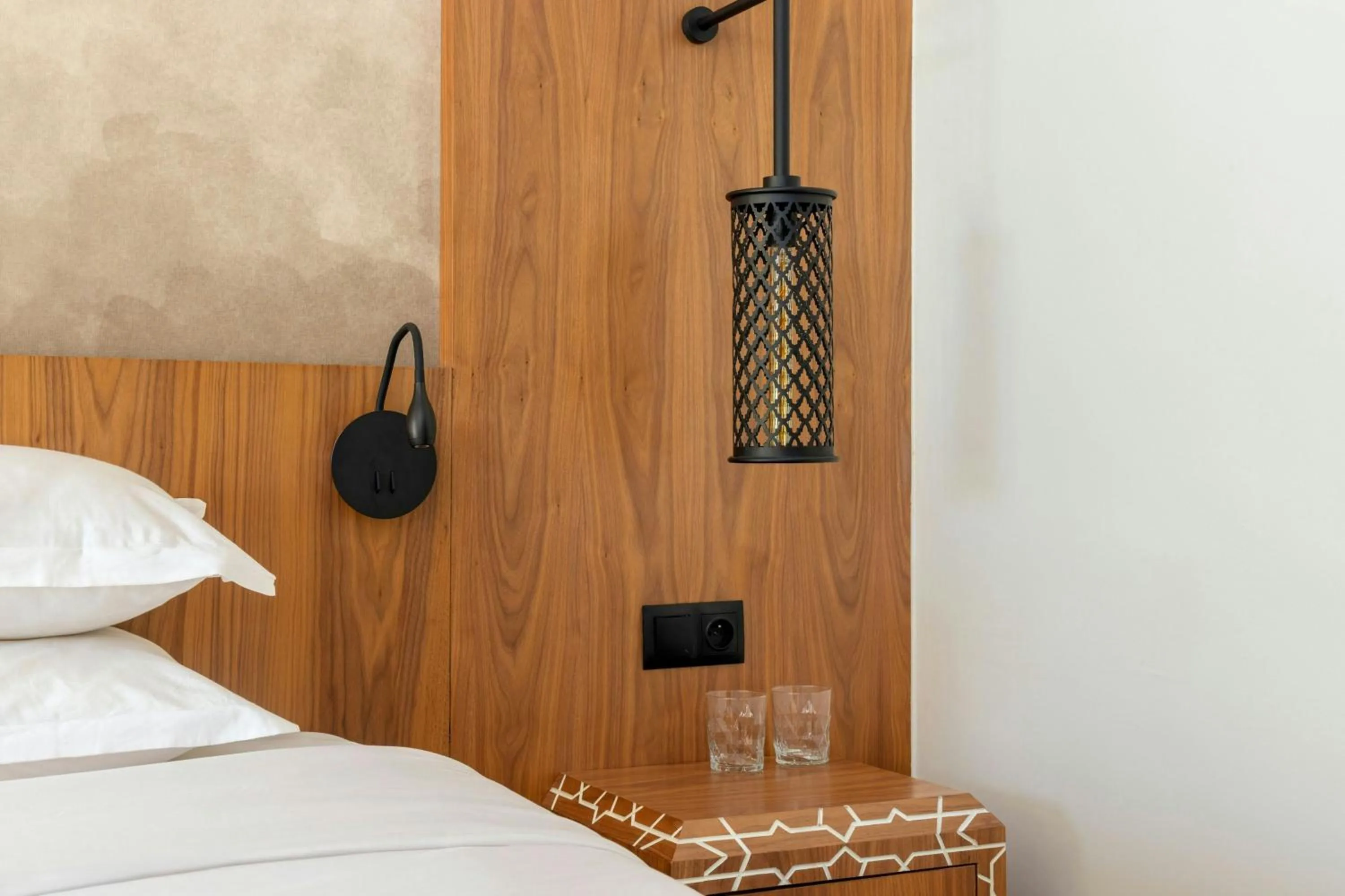 Photo of the whole room, Bed in Le Meridien N'fis