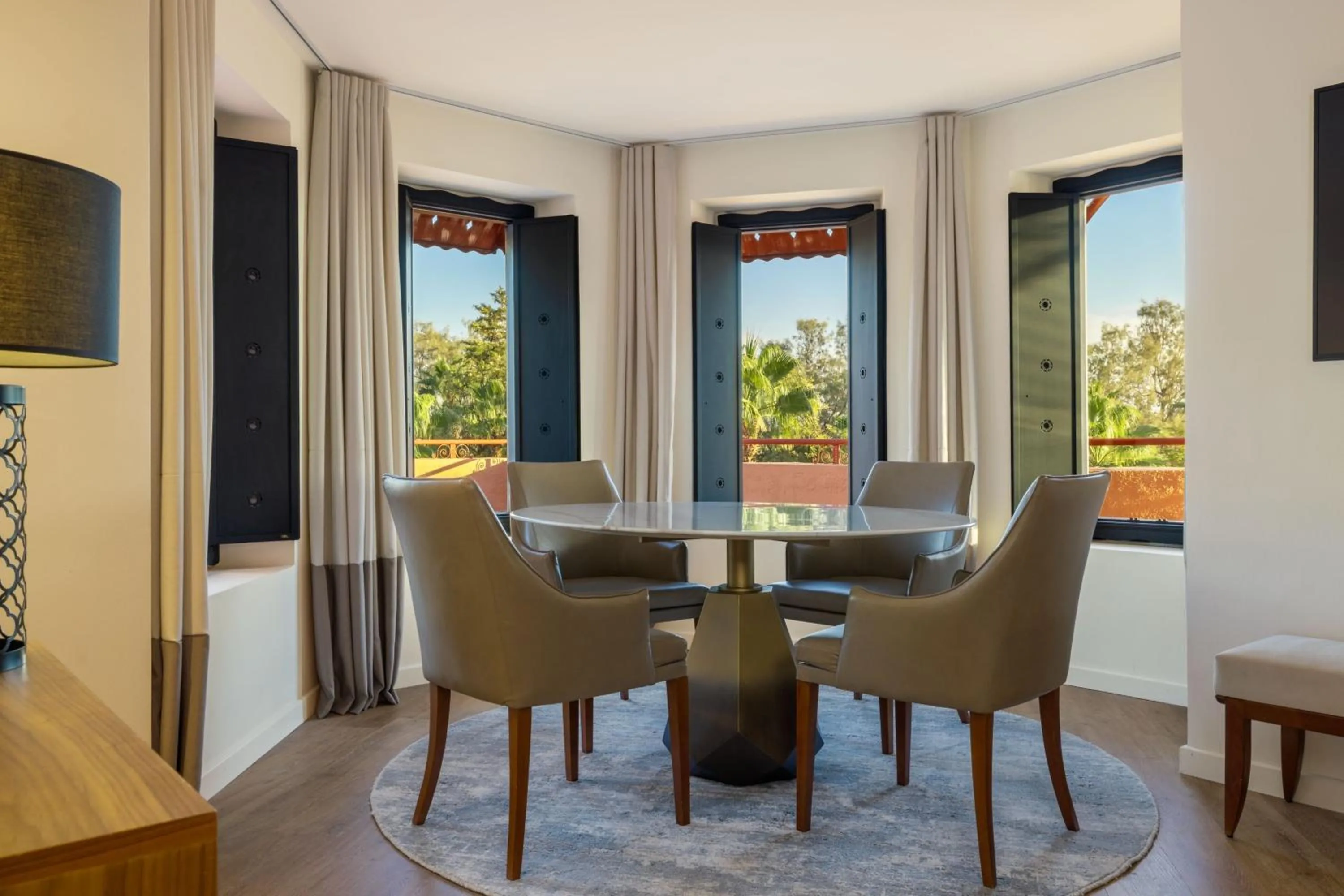 Photo of the whole room in Le Meridien N'fis