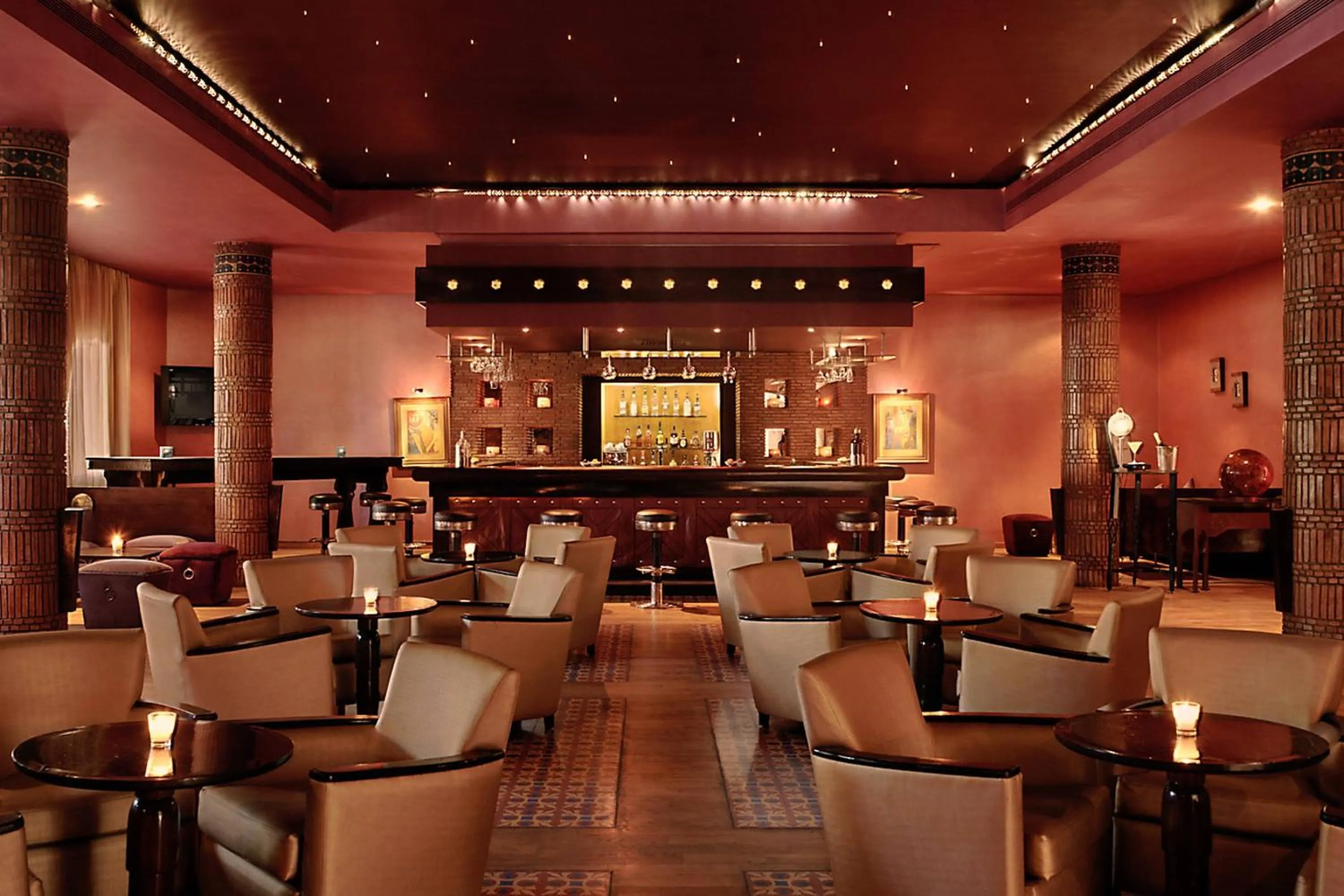 Lounge or bar in Le Meridien N'fis