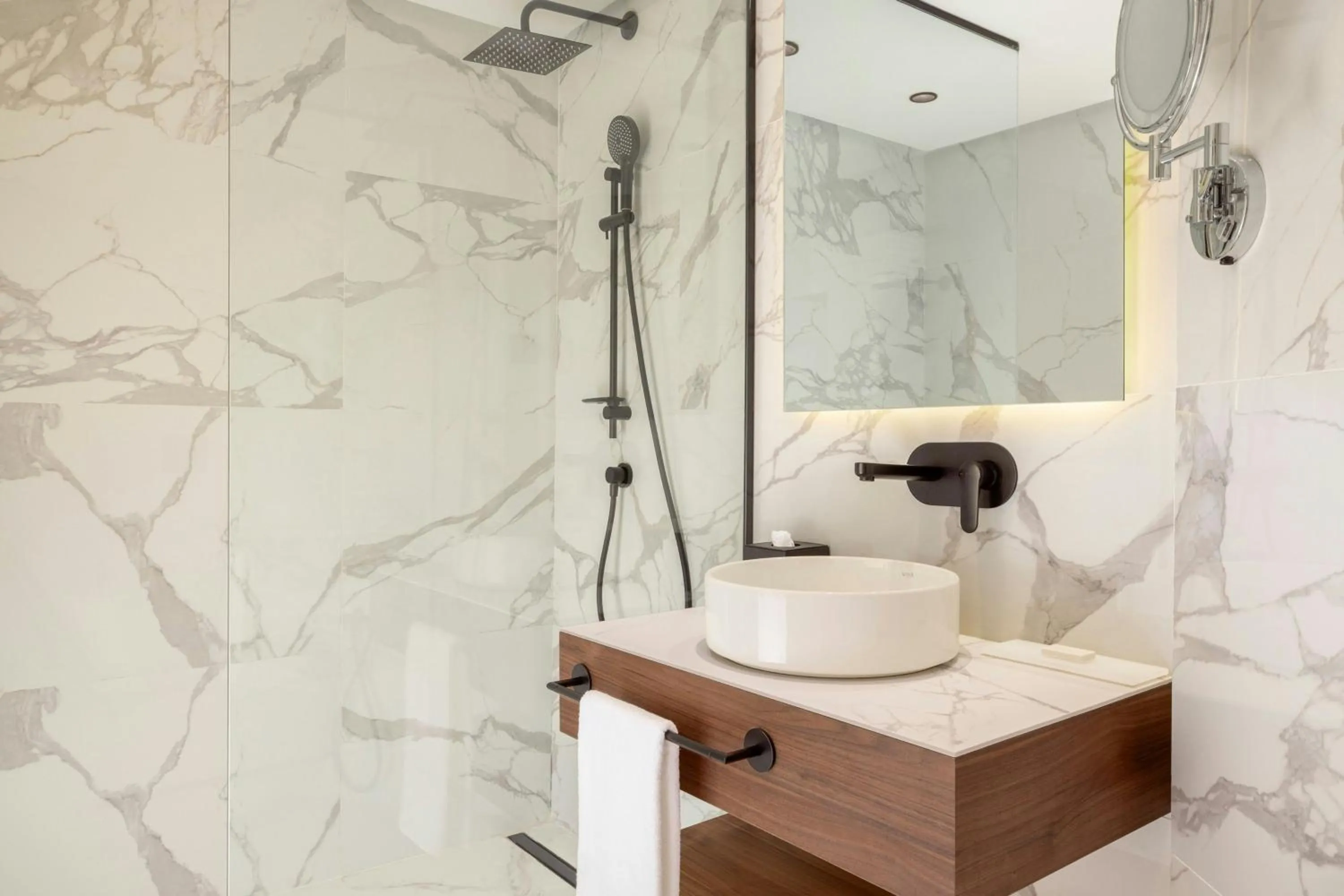 Bathroom in Le Meridien N'fis