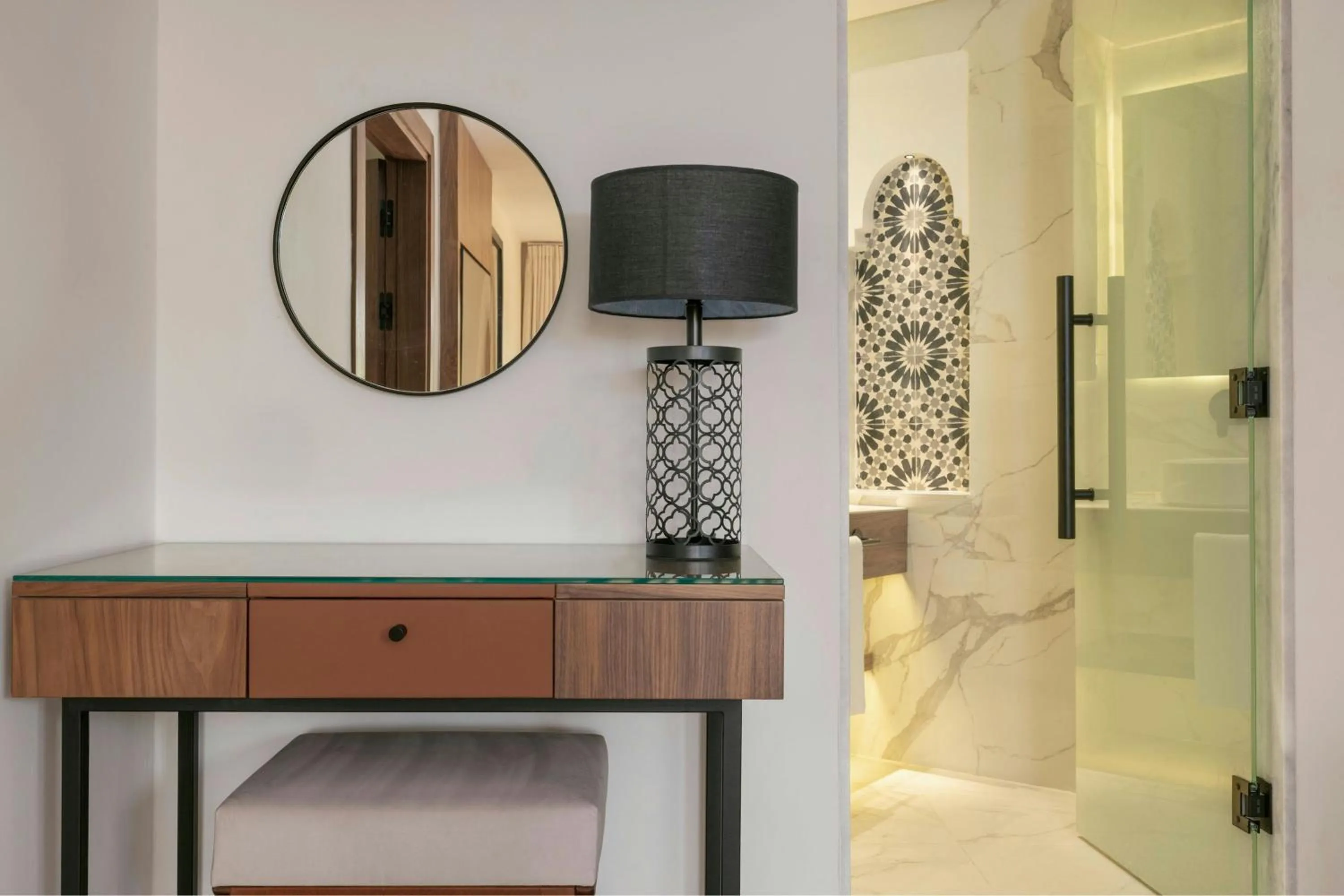 Photo of the whole room in Le Meridien N'fis