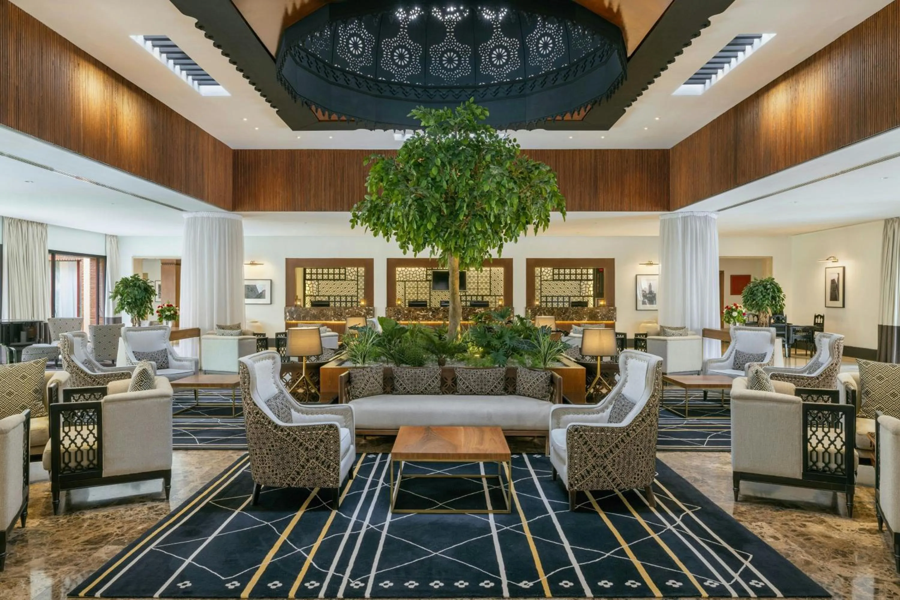 Lobby or reception in Le Meridien N'fis