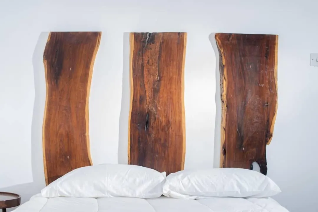 Bed in Sunnyside Inn