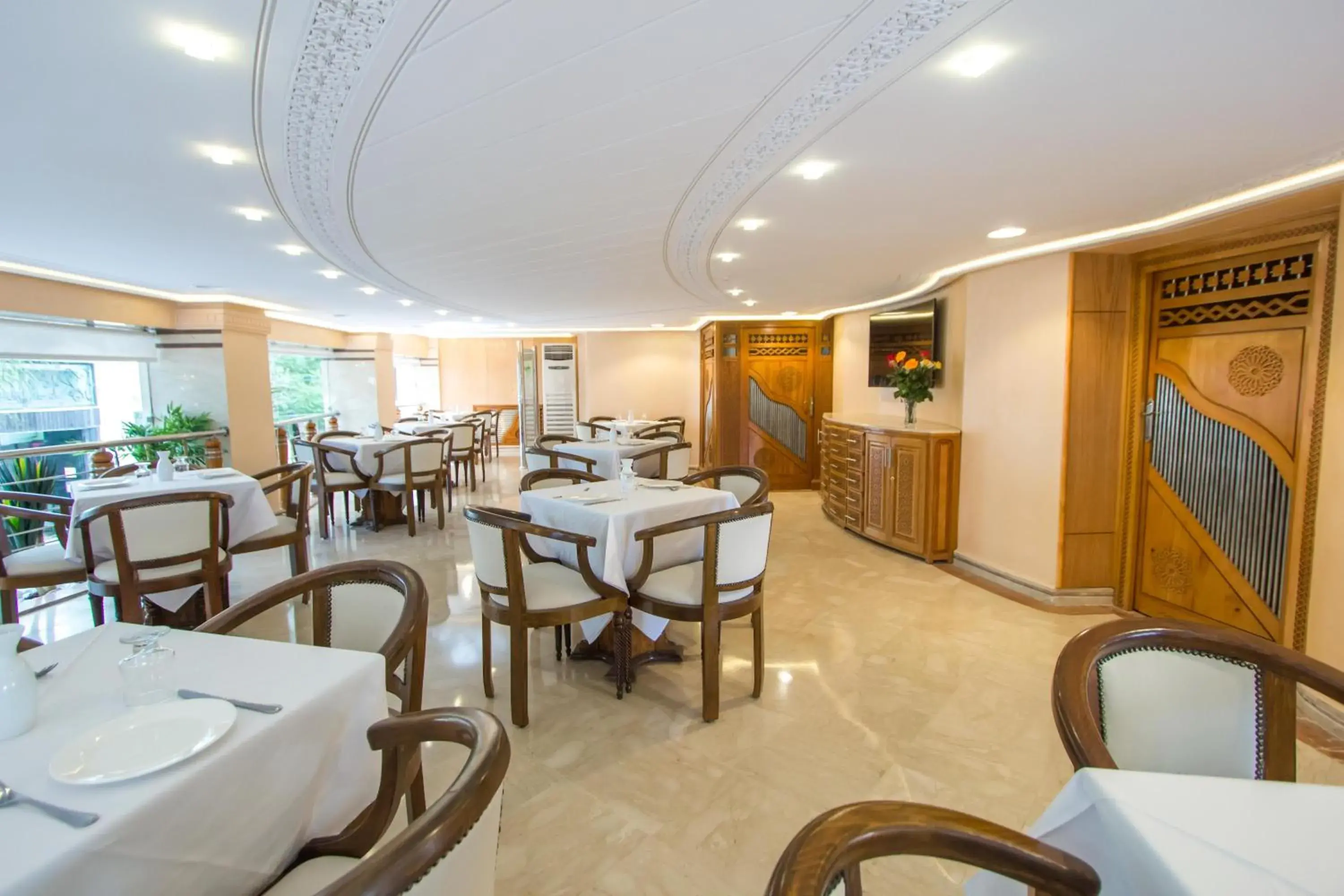 Restaurant/places to eat in Zahrat Al Jabal Restaurant/places to eat in Zahrat Al Jabal