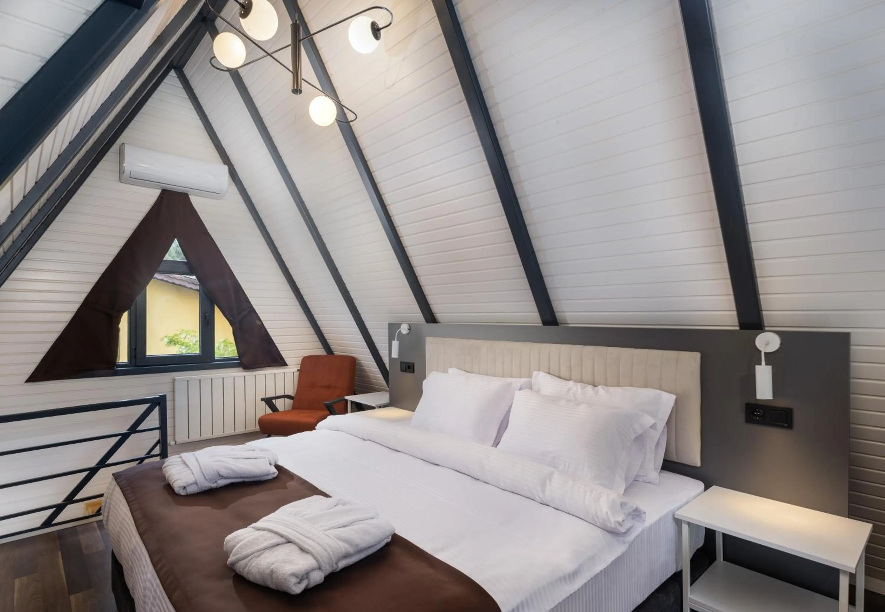 Bed in Ramada Resort By Wyndham Sapanca Thermal