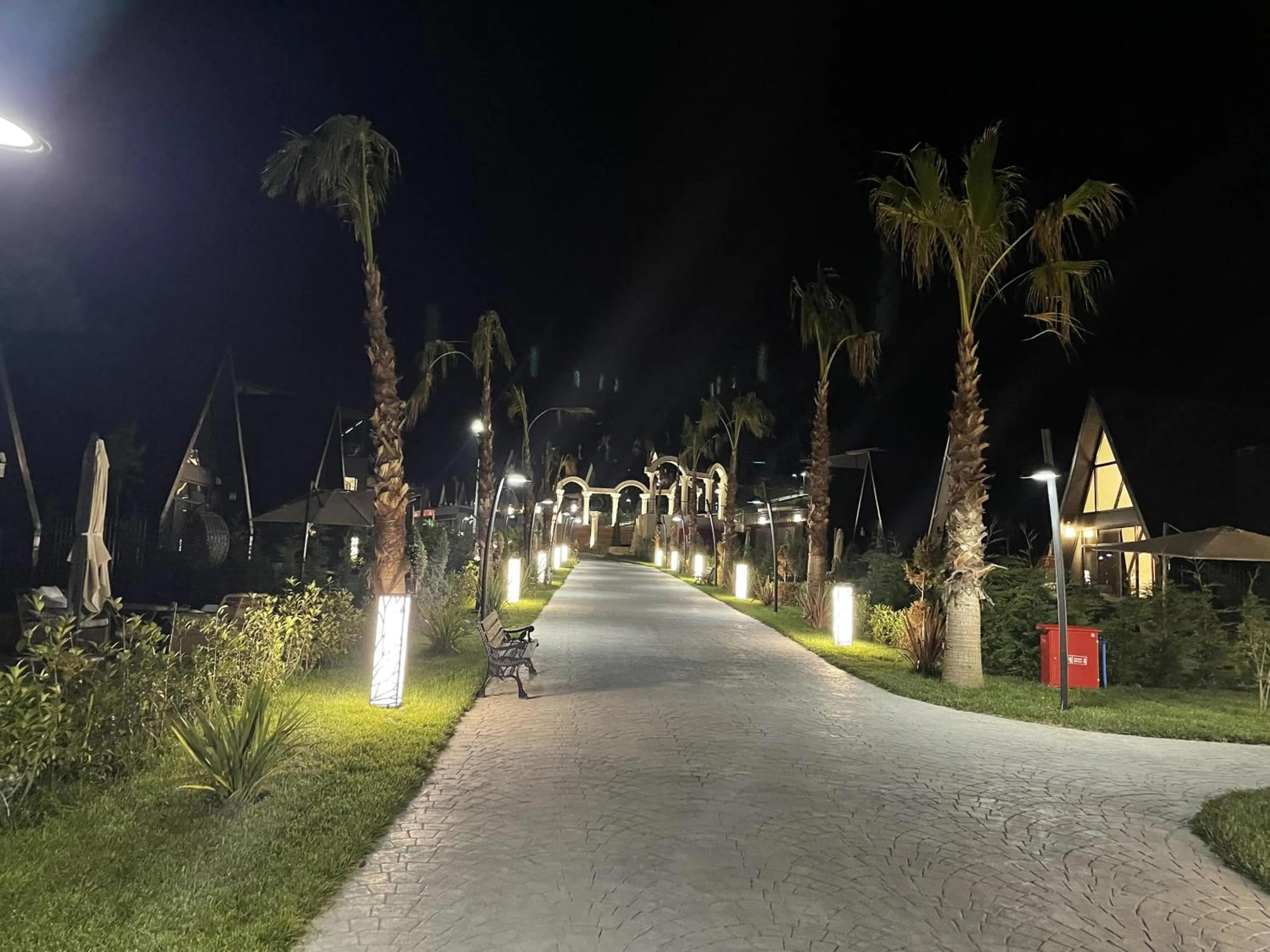 Garden in Ramada Resort By Wyndham Sapanca Thermal