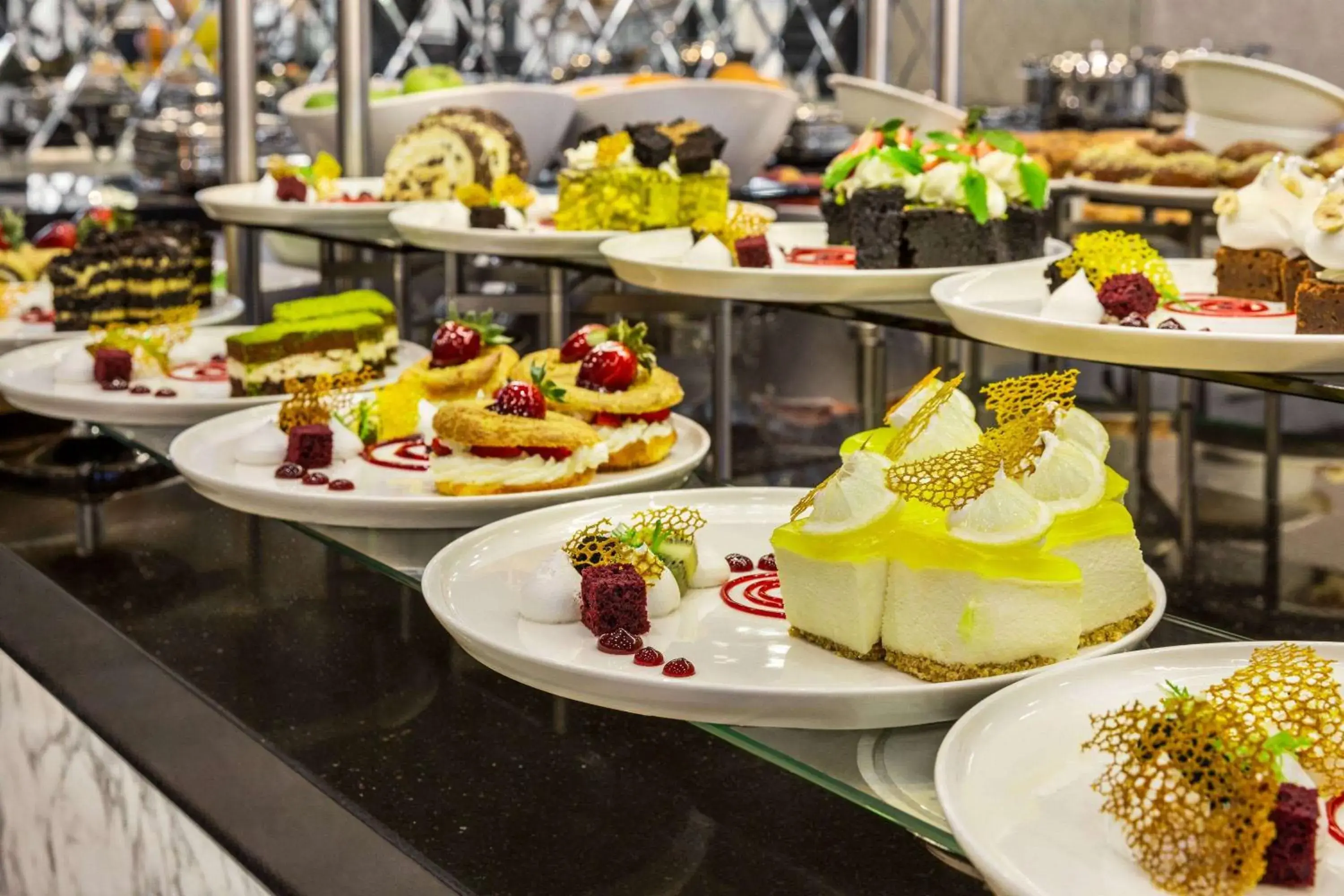 Restaurant/places to eat in Ramada Resort By Wyndham Sapanca Thermal Restaurant/places to eat in Ramada Resort By Wyndham Sapanca Thermal