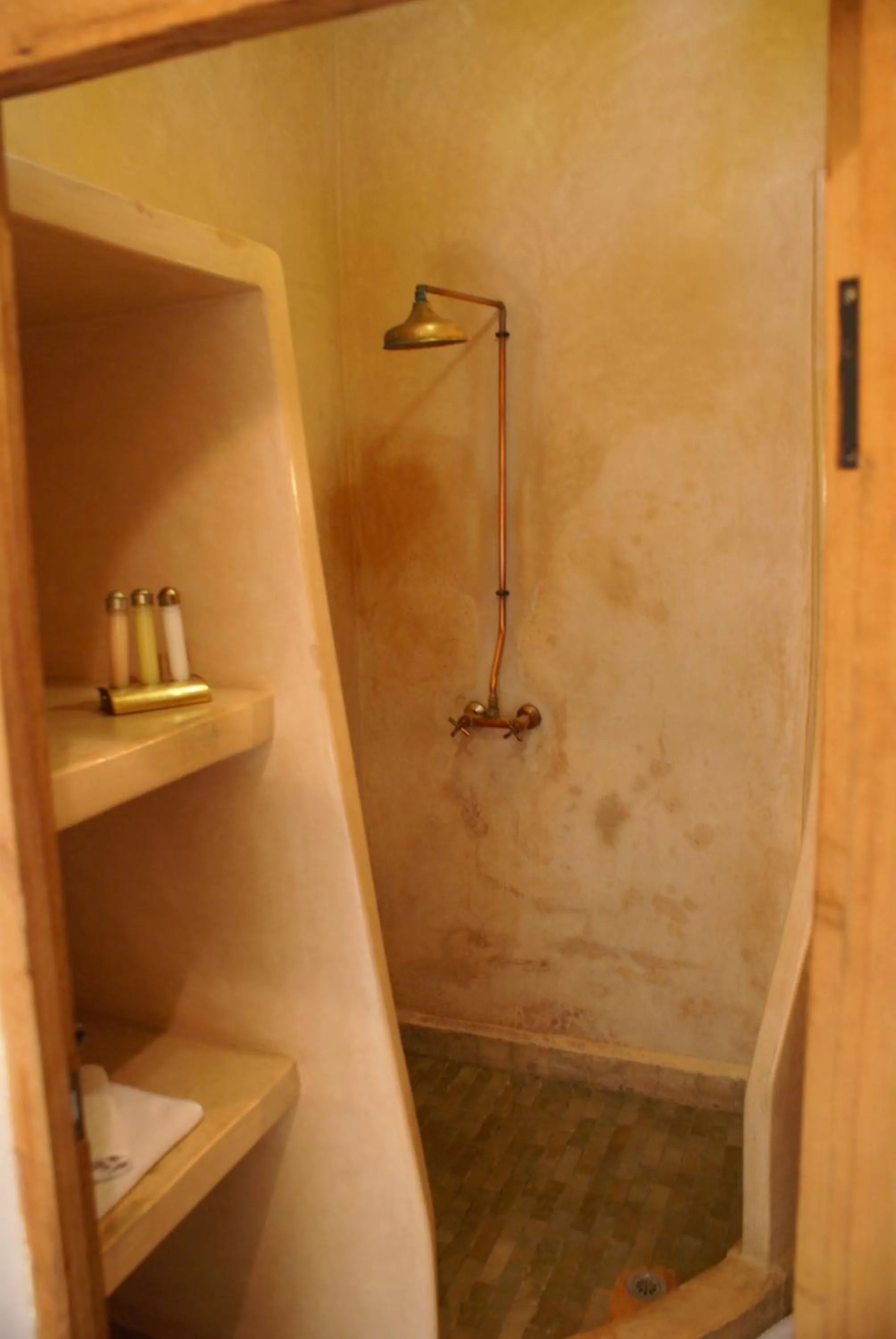 Bathroom in Riad Attarine