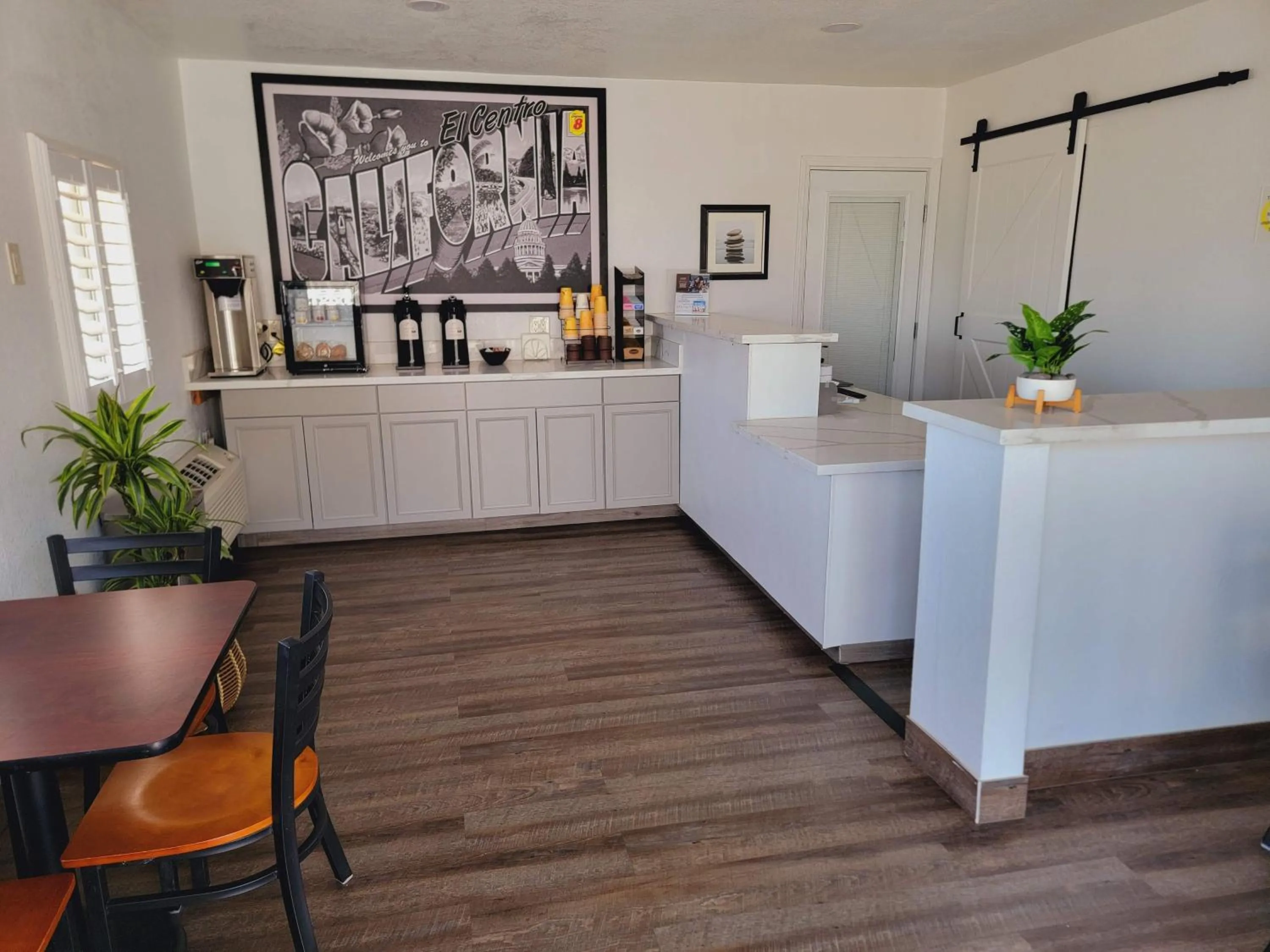 Super 8 by Wyndham El Centro North