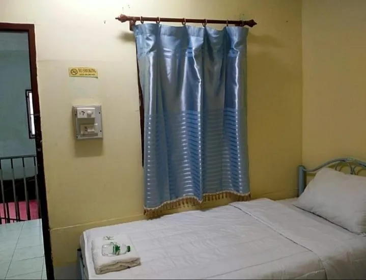 Bed in Rainbow Hotel Vientiane