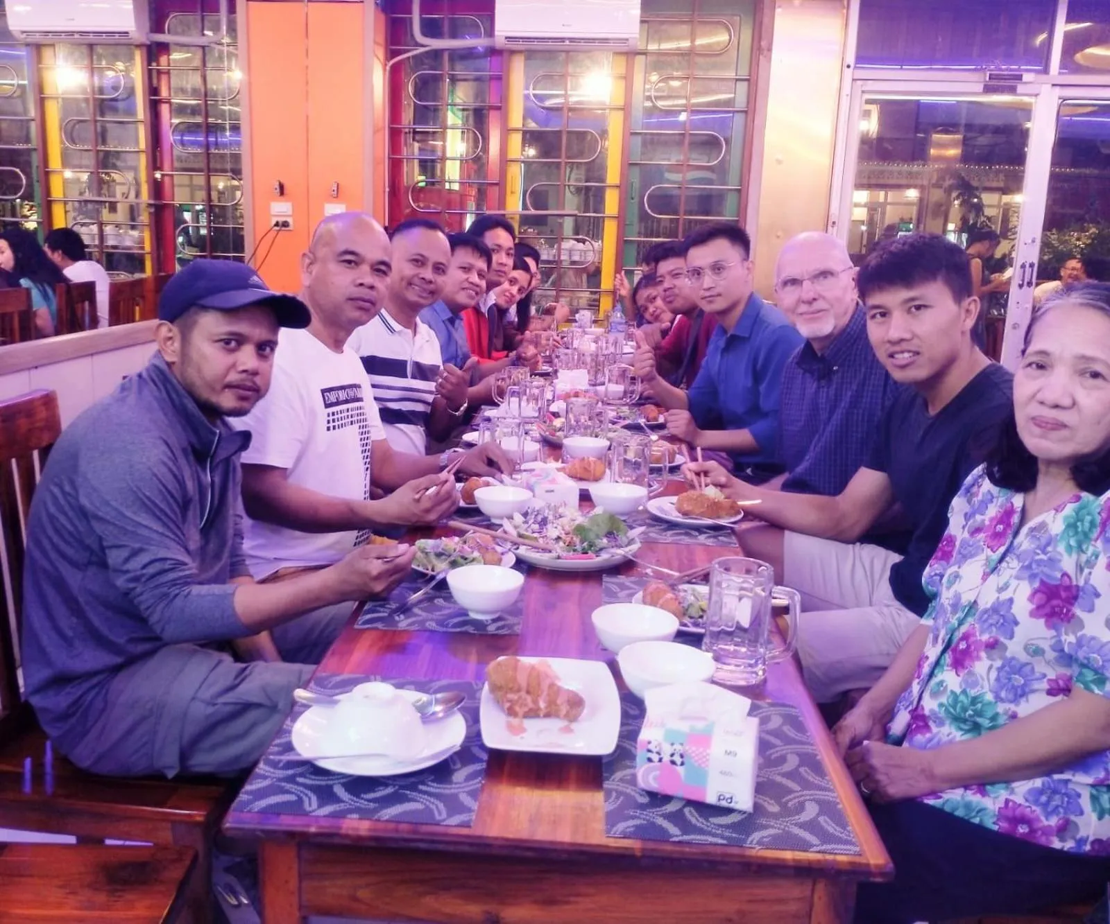 Restaurant/places to eat in Rainbow Hotel Vientiane