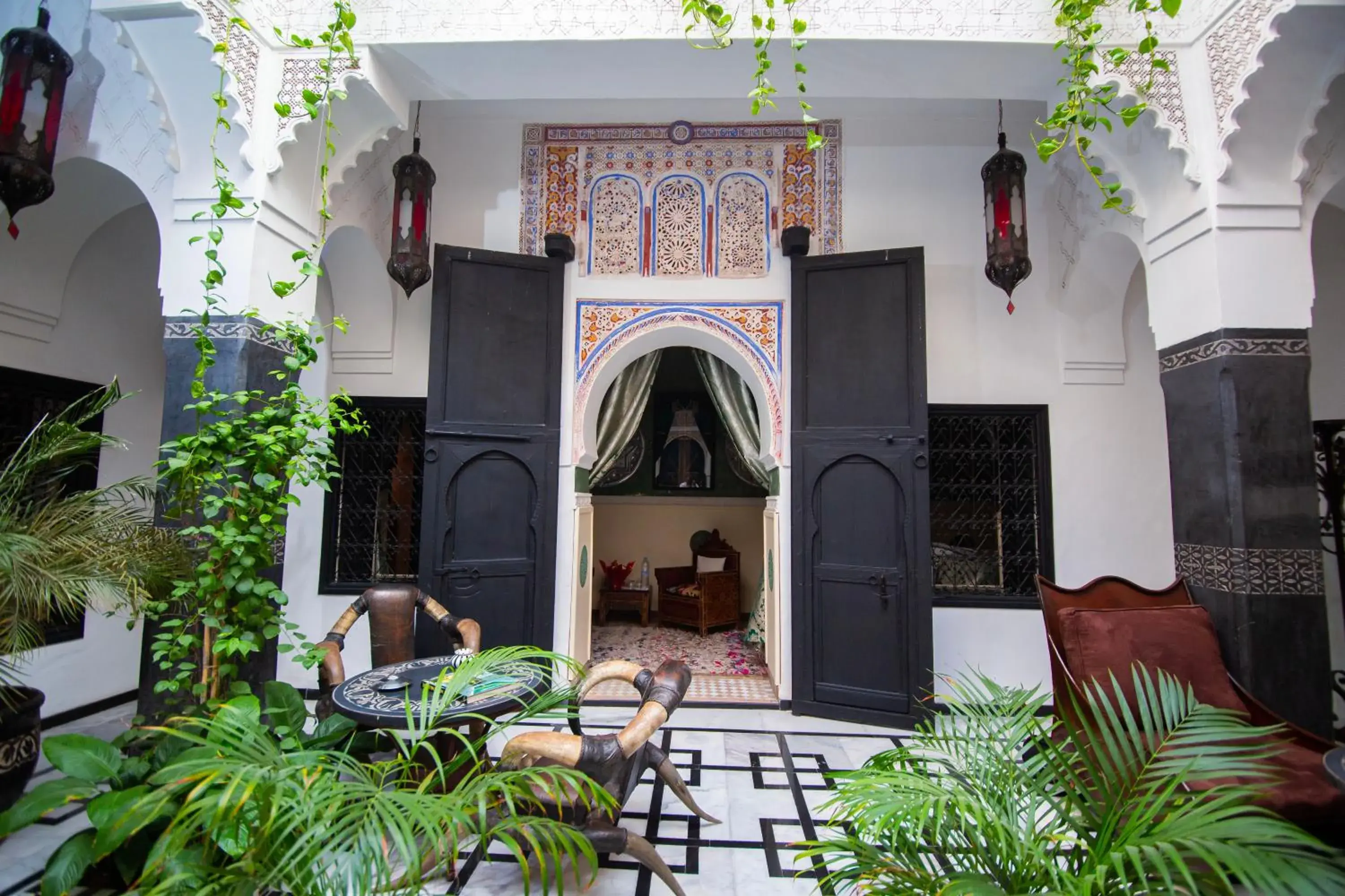 Property building in Riad Ta'achchaqa Property building in Riad Ta'achchaqa