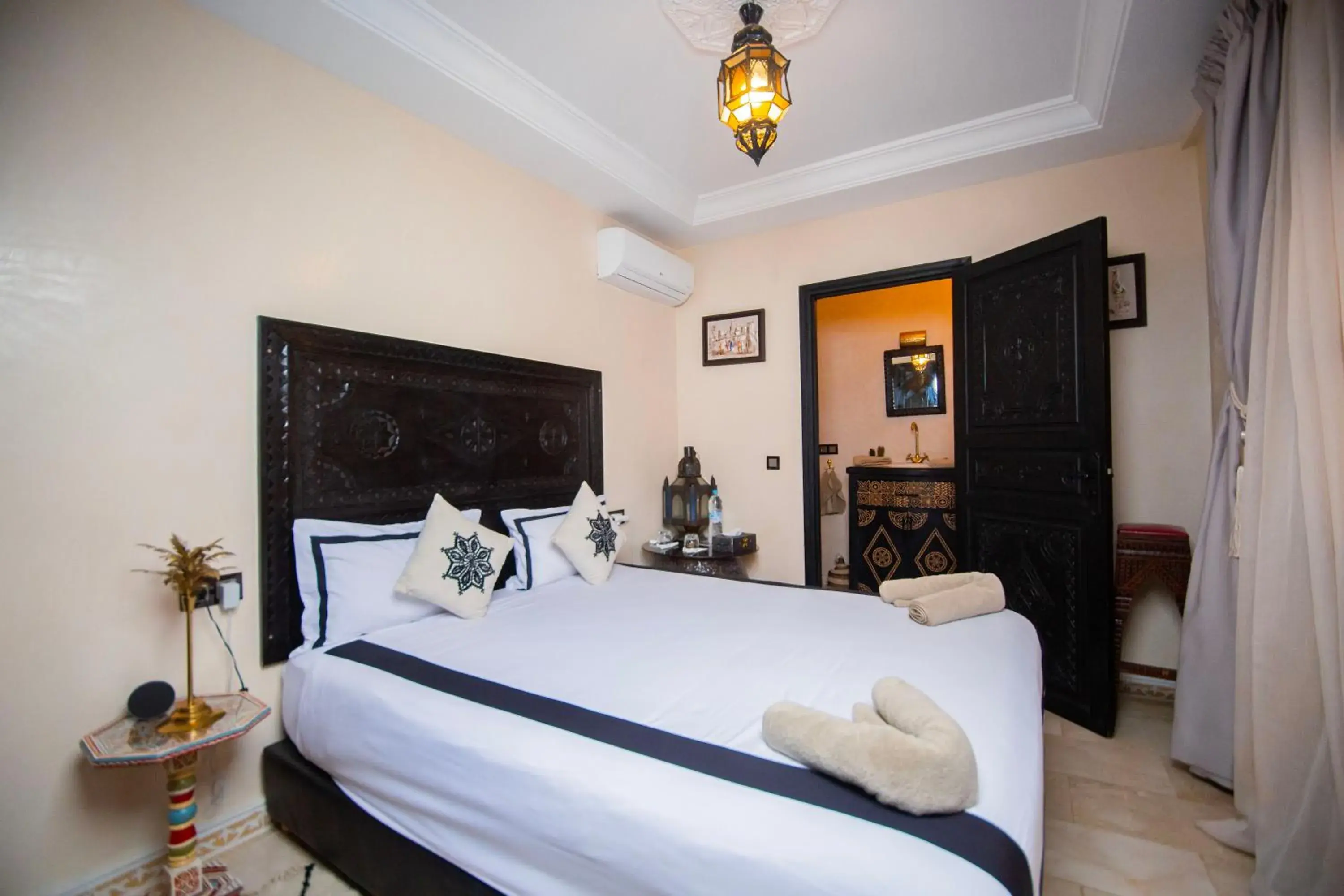 View (from property/room), Bed in Riad Ta'achchaqa View (from property/room), Bed in Riad Ta'achchaqa