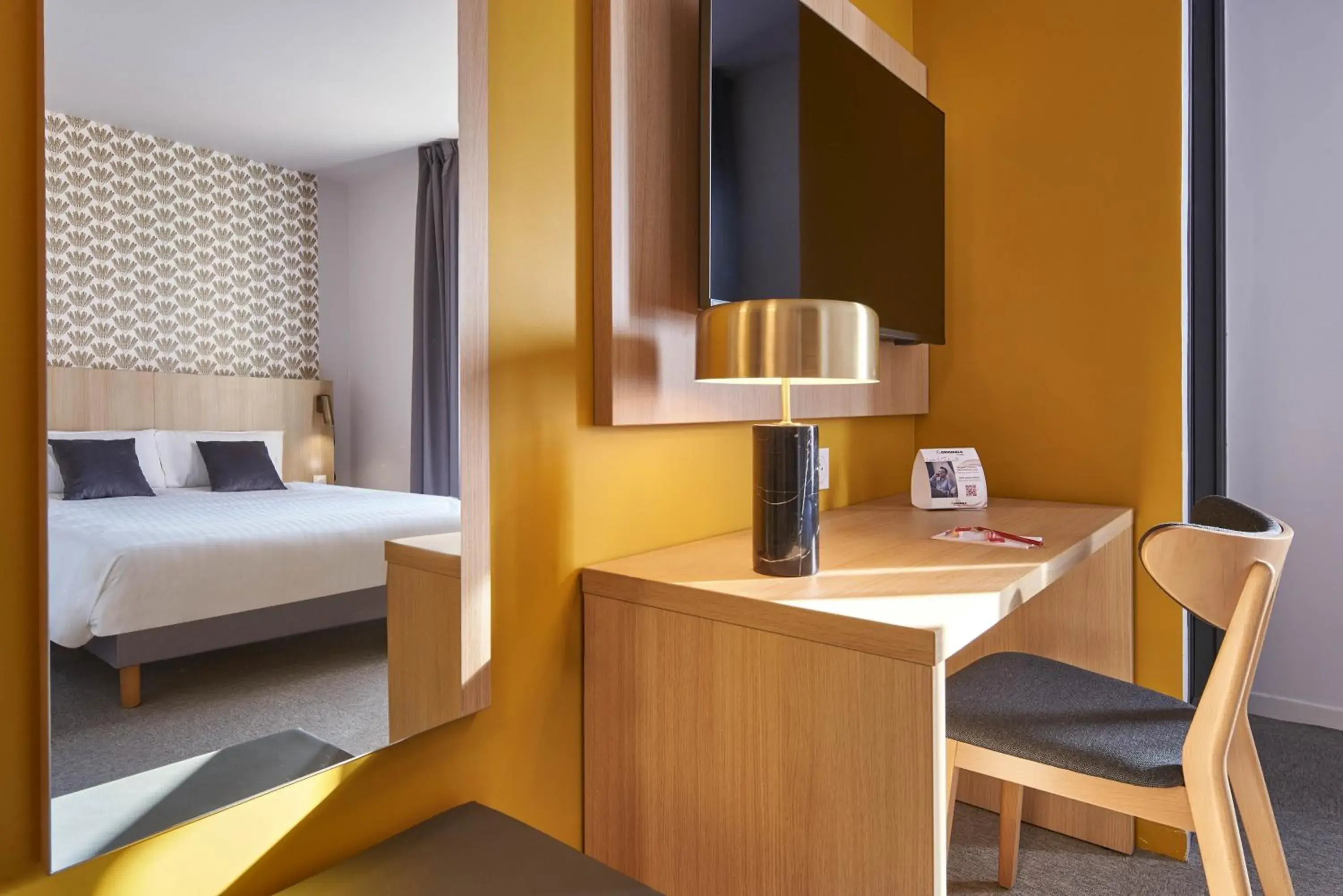 Bed in Originals Boutique, Hôtel Larivaut, Puy-Guillaume Bed in Originals Boutique, Hôtel Larivaut, Puy-Guillaume