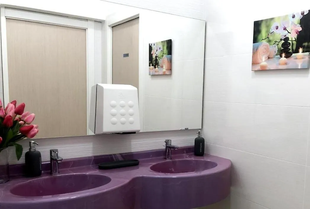 Bathroom in Hotel Kennedy