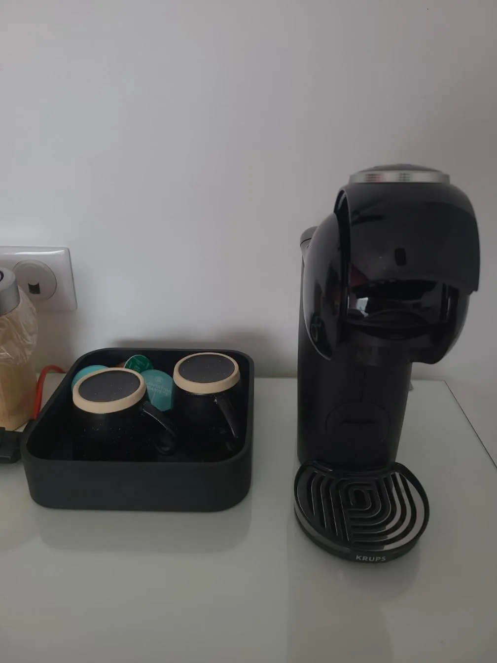 Coffee/tea facilities in L'escale Romanesque