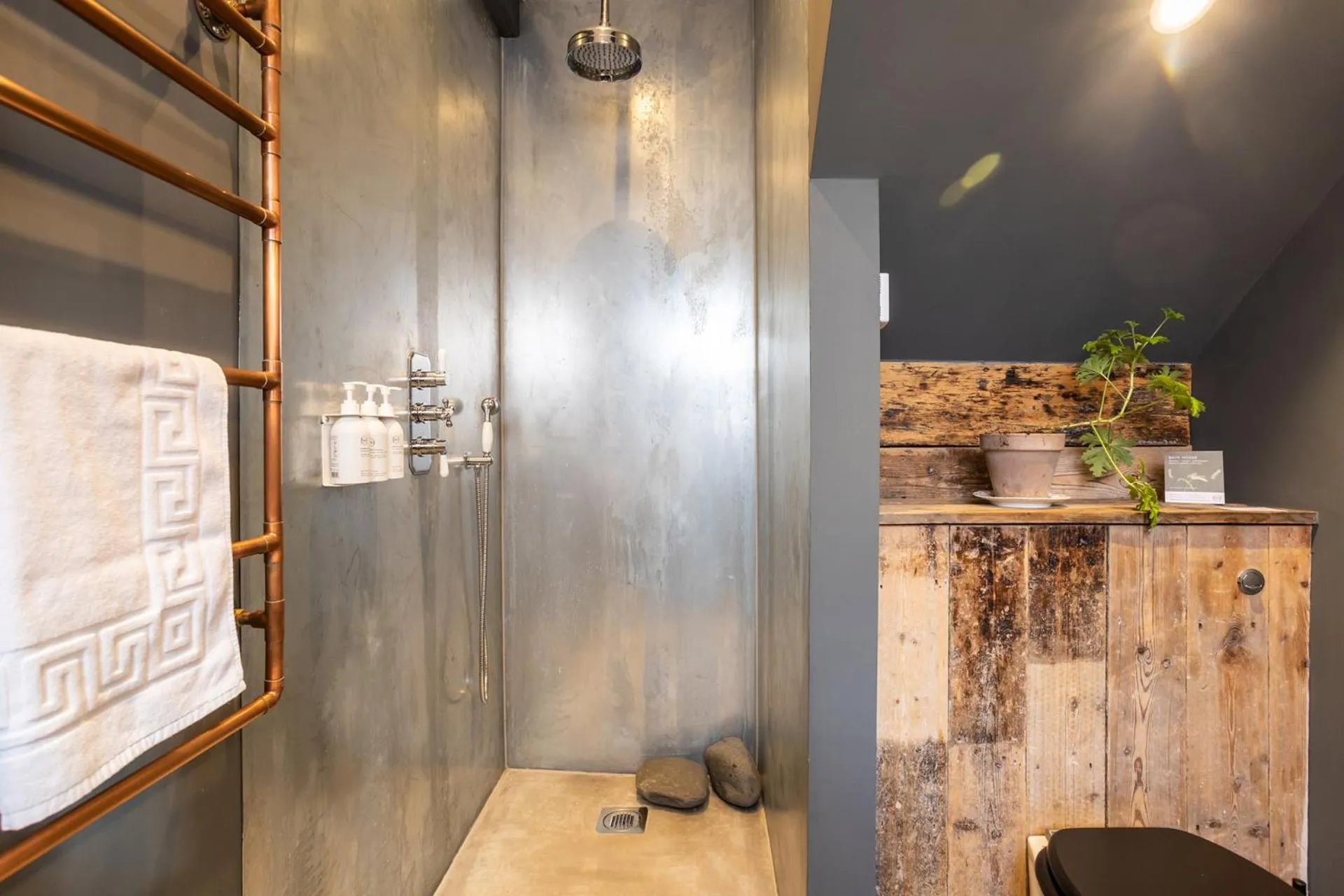 Shower in The Walled Garden at Cheshire Boutique Bathhouse