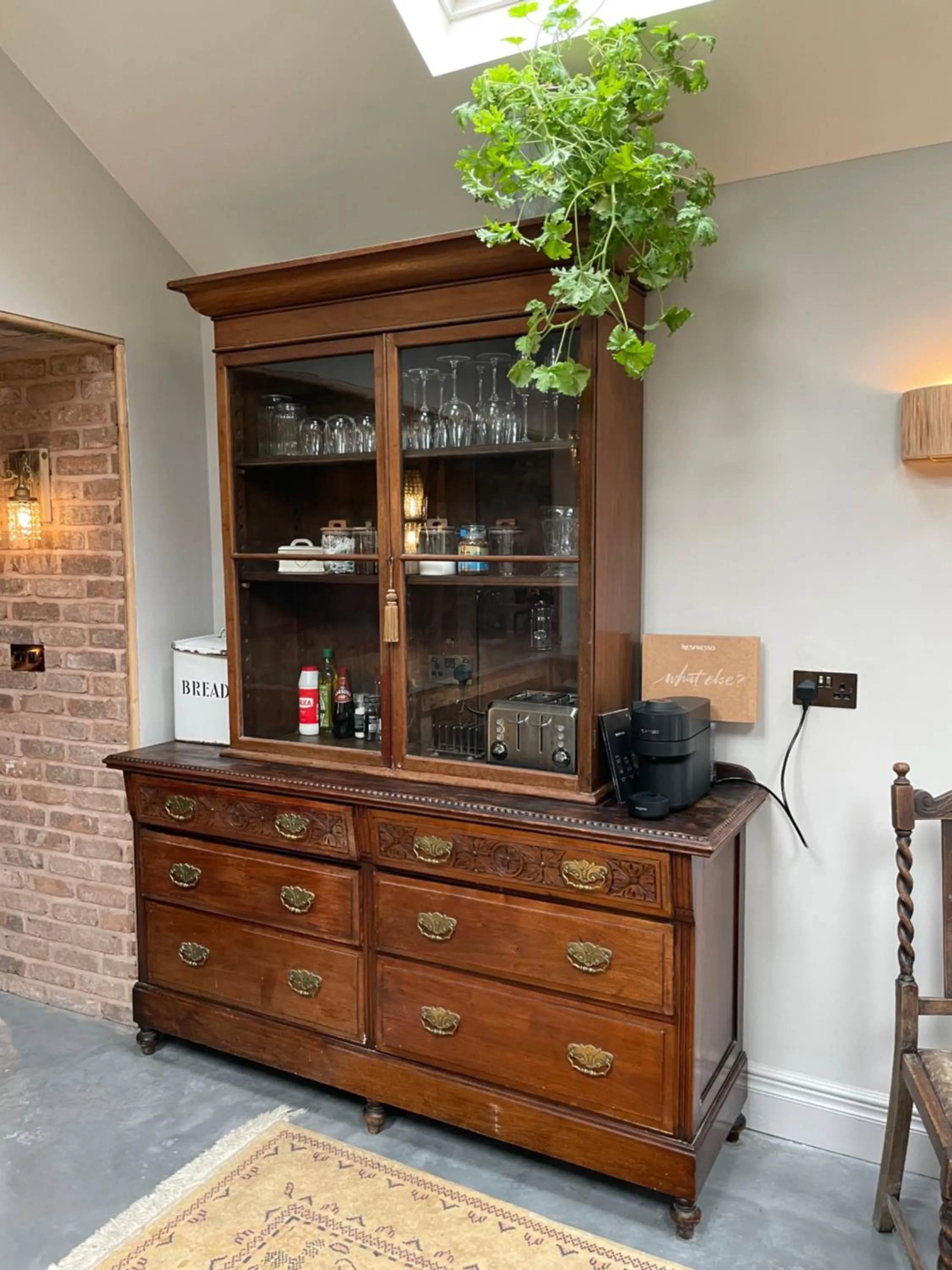 Coffee/tea facilities in The Walled Garden at Cheshire Boutique Bathhouse