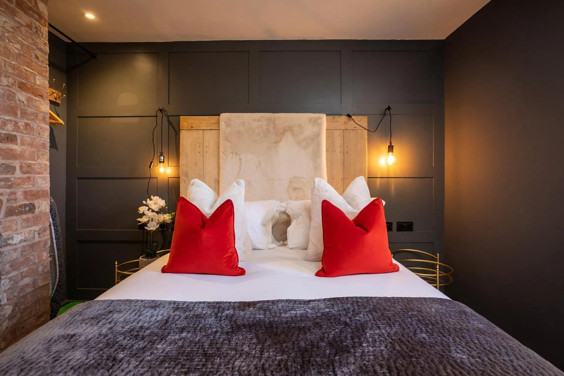 Bed in The Walled Garden at Cheshire Boutique Bathhouse