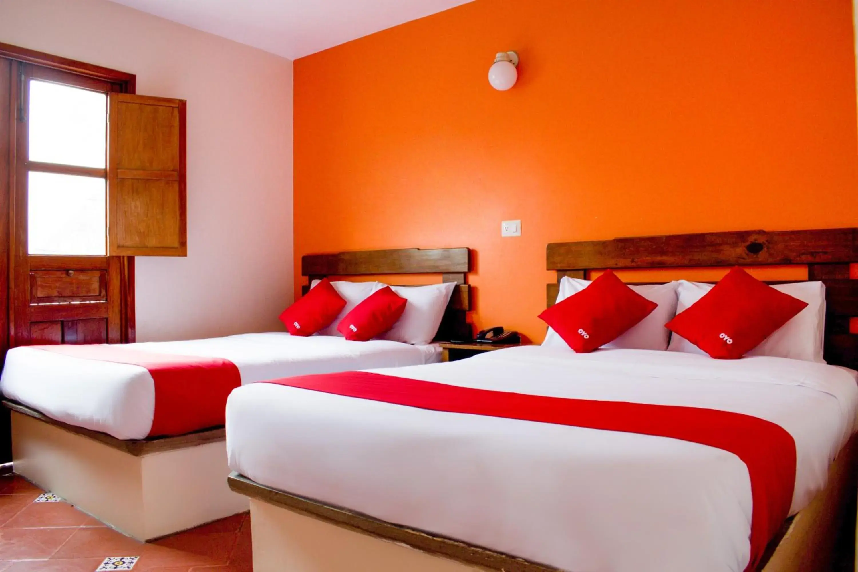 Standard Double Room with Two Double Beds in OYO Hotel Museo Standard Double Room with Two Double Beds in OYO Hotel Museo