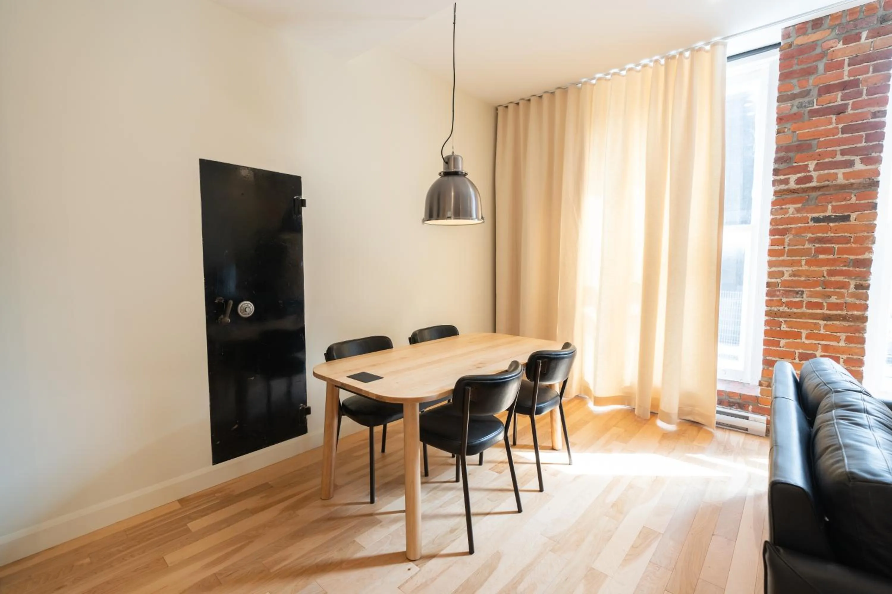 Seating area in Les Lofts de la Barricade - Par les Lofts Vieux-Québec