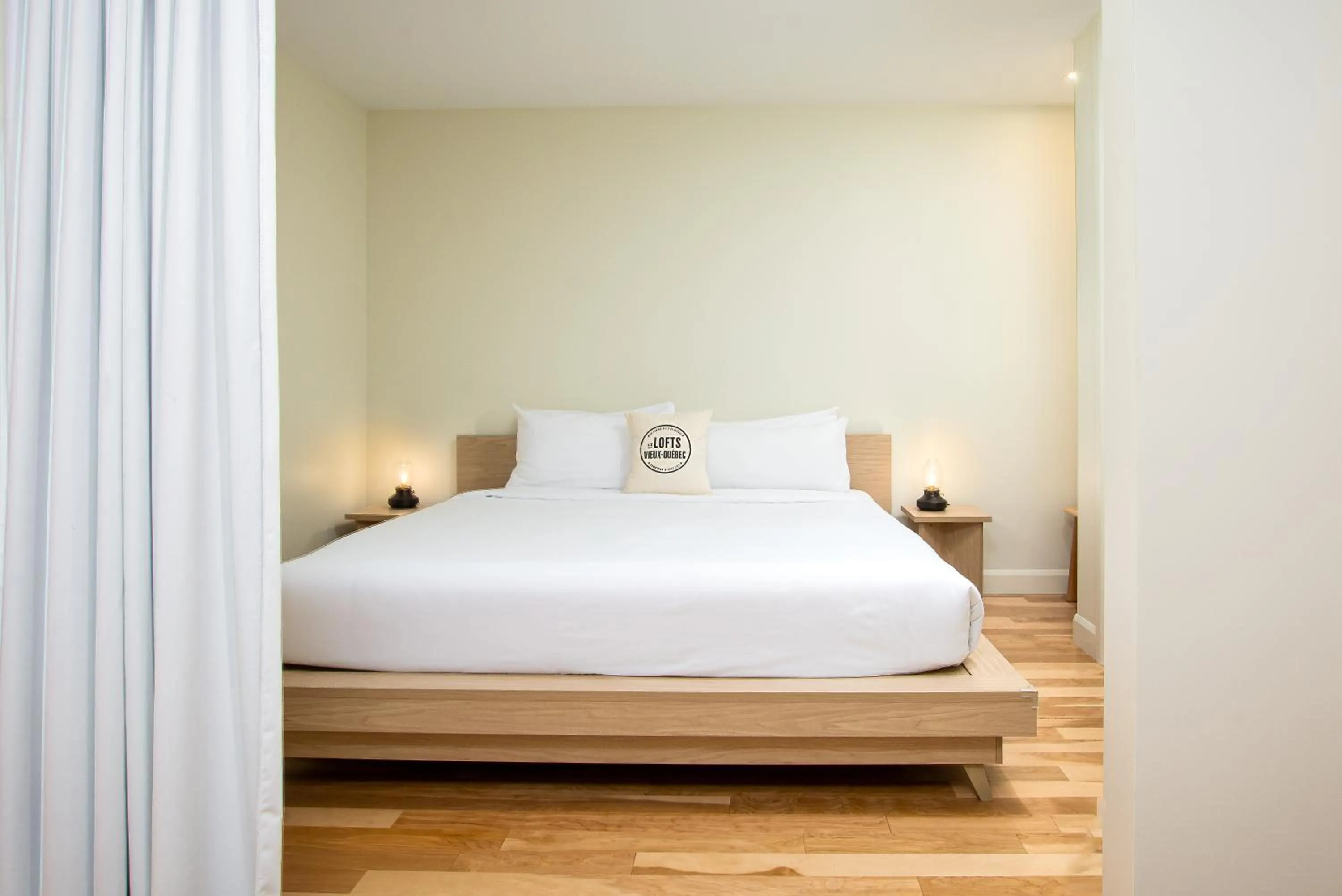 Bed in Les Lofts de la Barricade - Par les Lofts Vieux-Québec