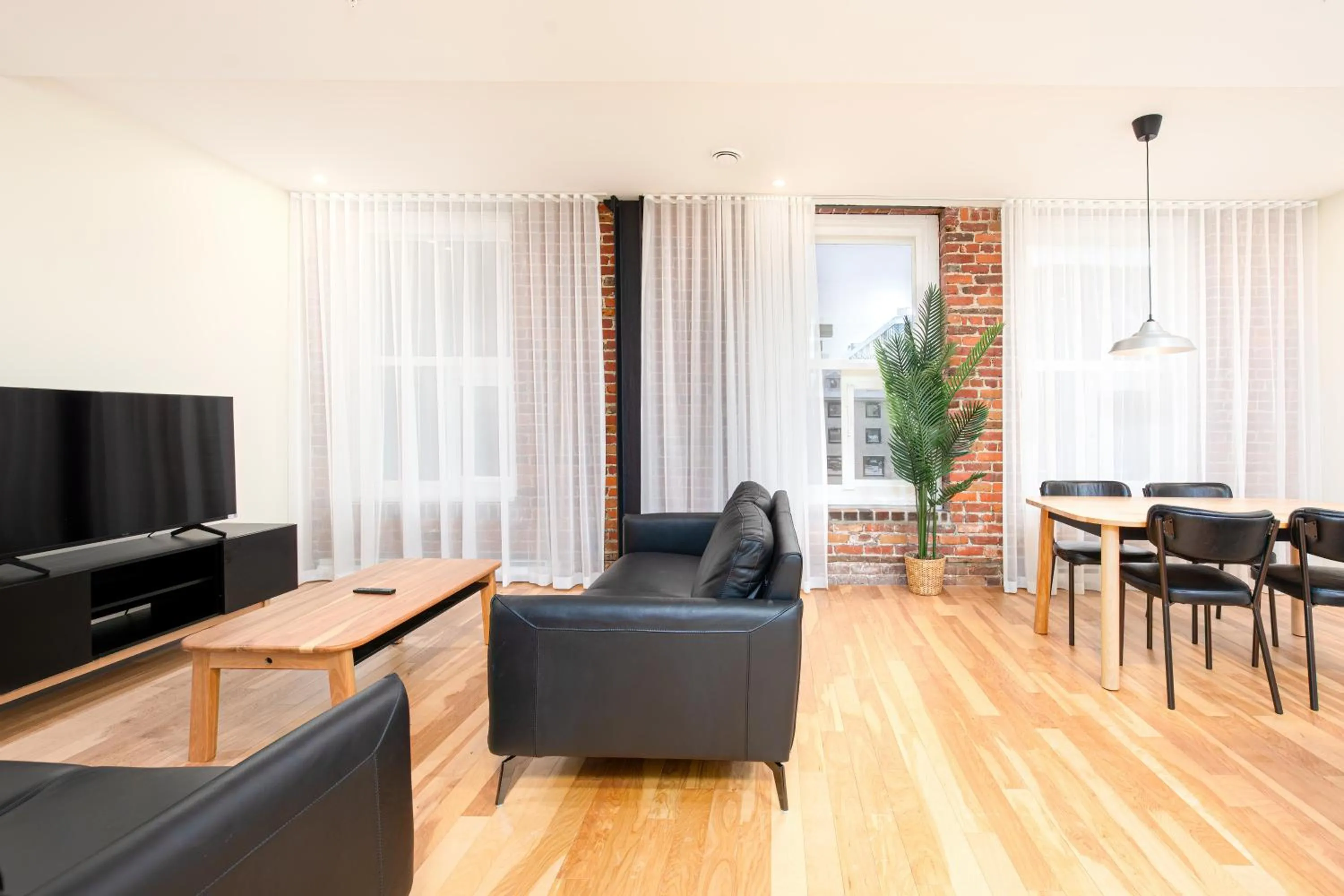 TV and multimedia in Les Lofts de la Barricade - Par les Lofts Vieux-Québec