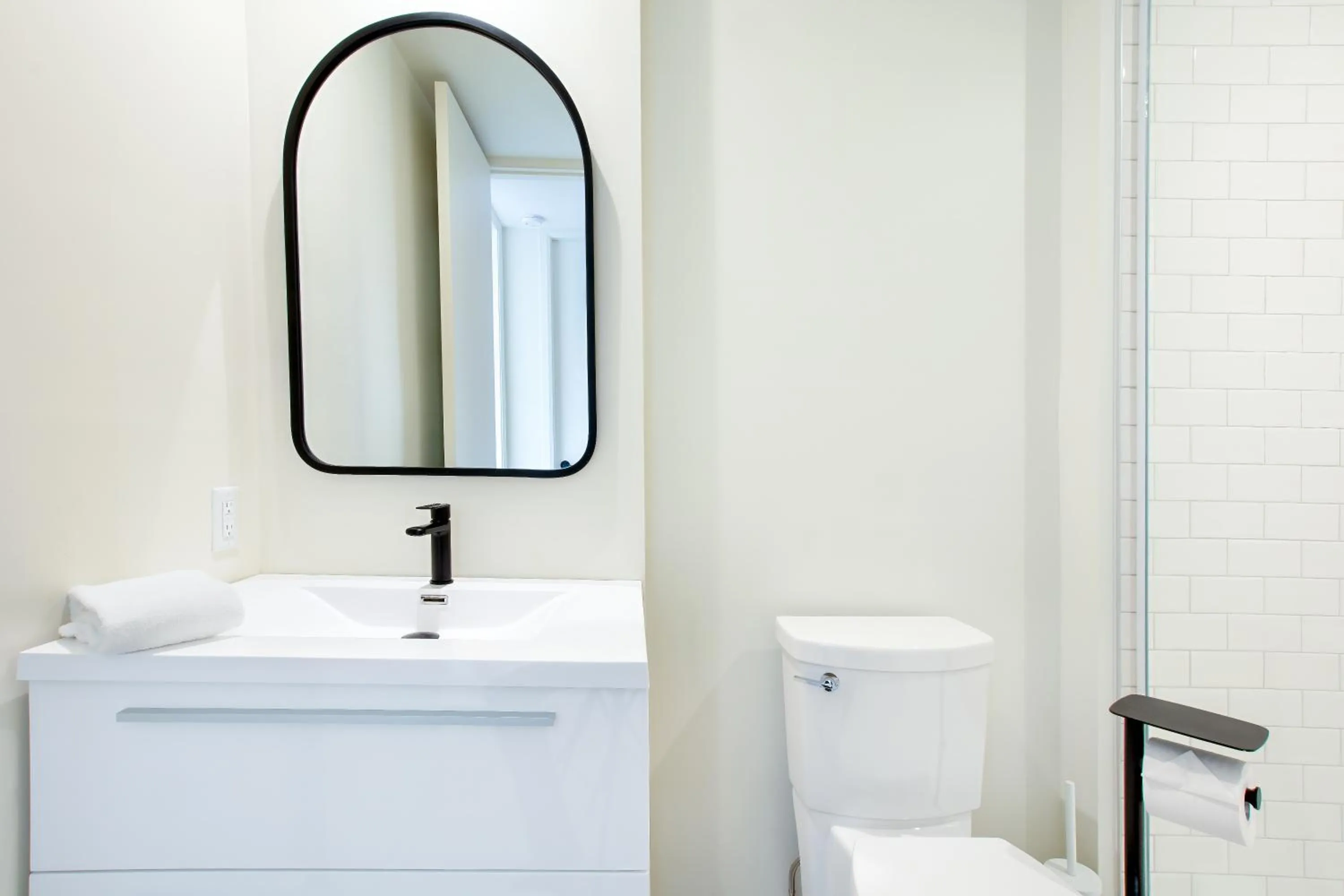 Toilet in Les Lofts de la Barricade - Par les Lofts Vieux-Québec