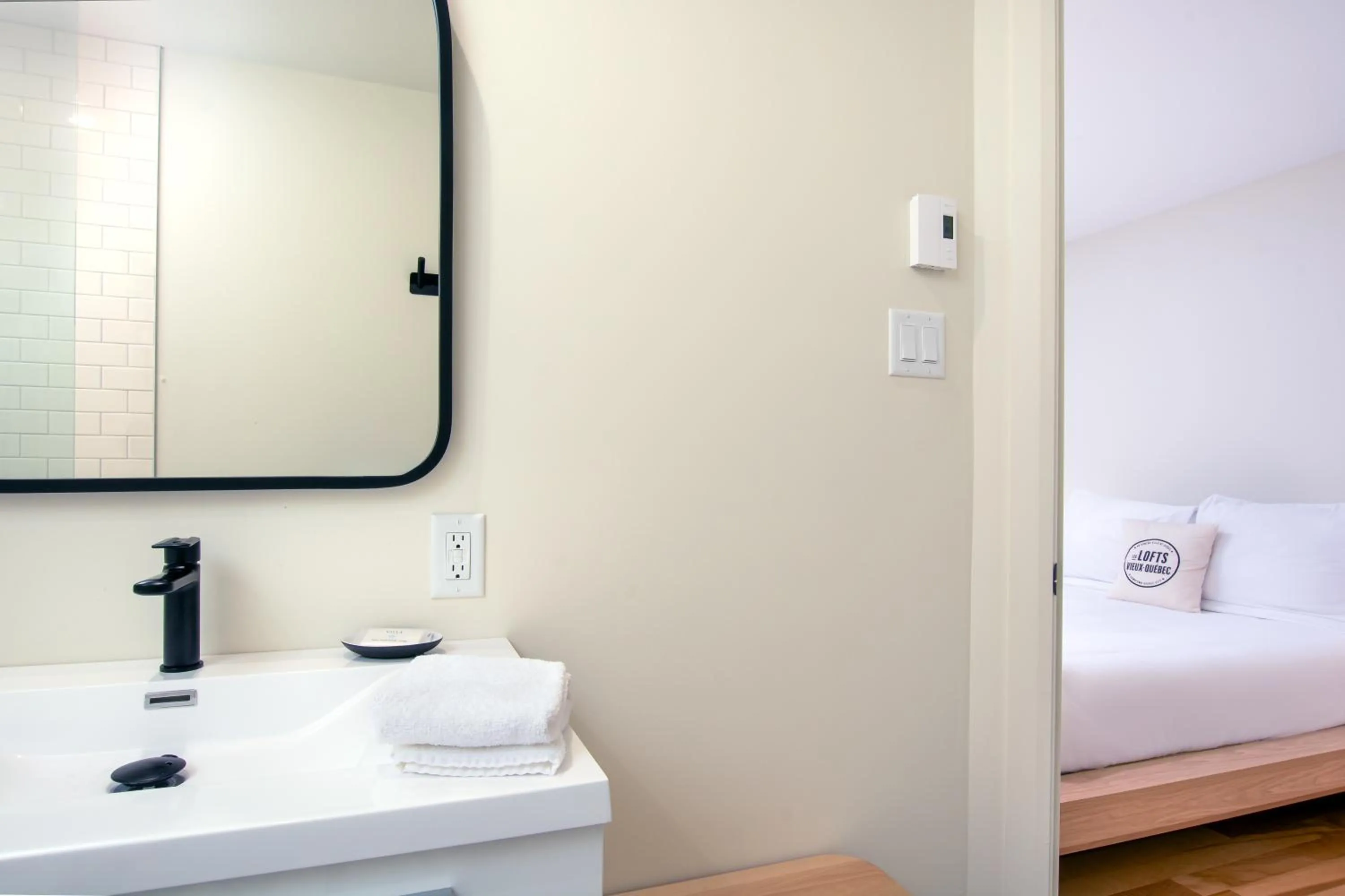 Bed in Les Lofts de la Barricade - Par les Lofts Vieux-Québec