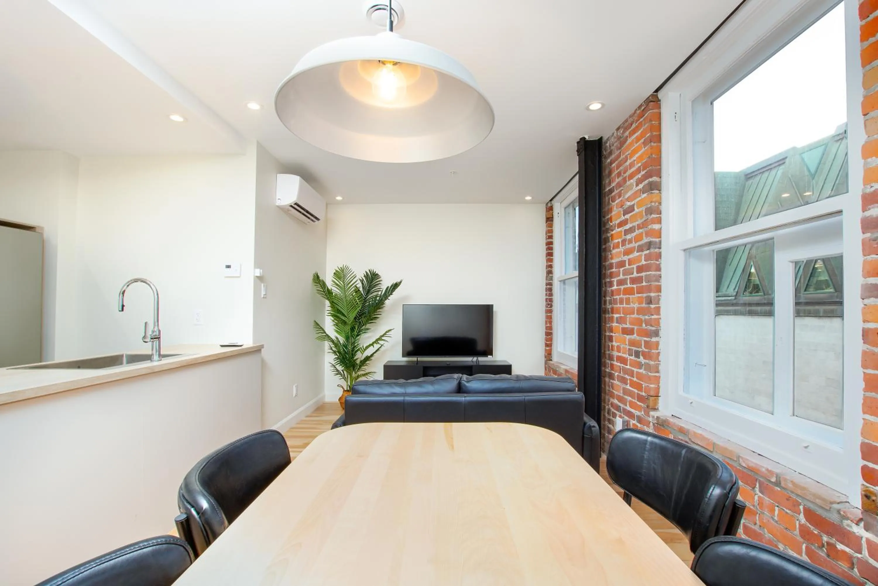 TV and multimedia in Les Lofts de la Barricade - Par les Lofts Vieux-Québec