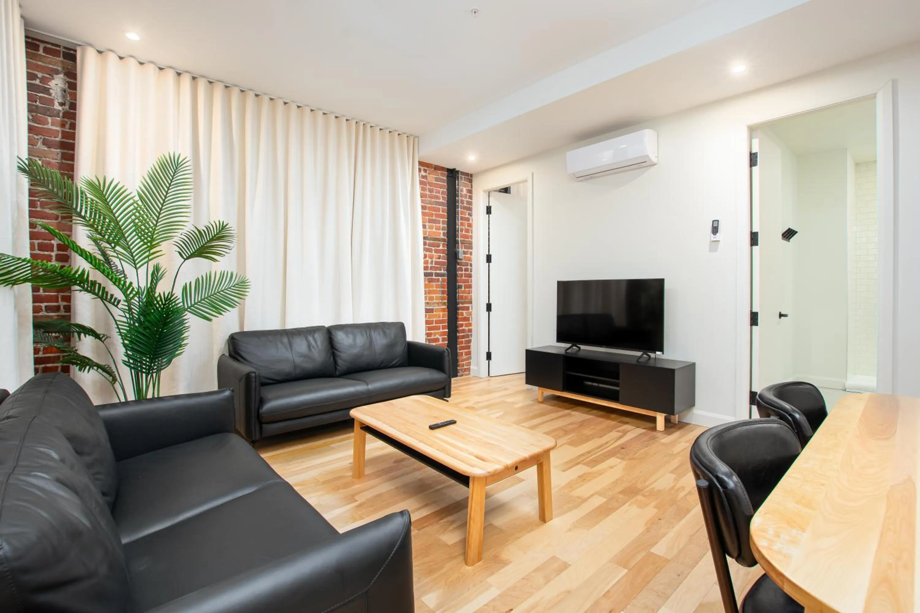 TV and multimedia in Les Lofts de la Barricade - Par les Lofts Vieux-Québec