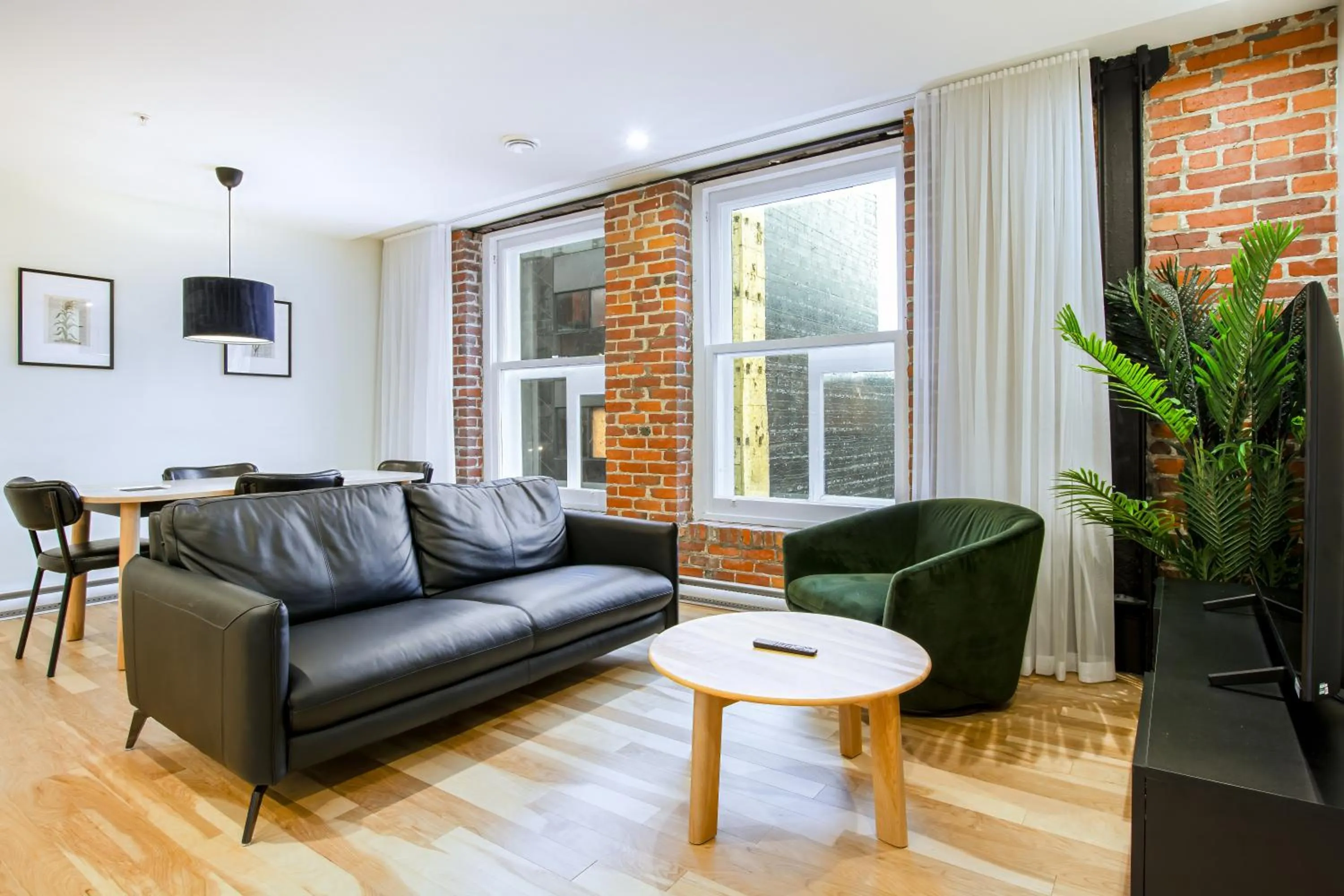 TV and multimedia in Les Lofts de la Barricade - Par les Lofts Vieux-Québec