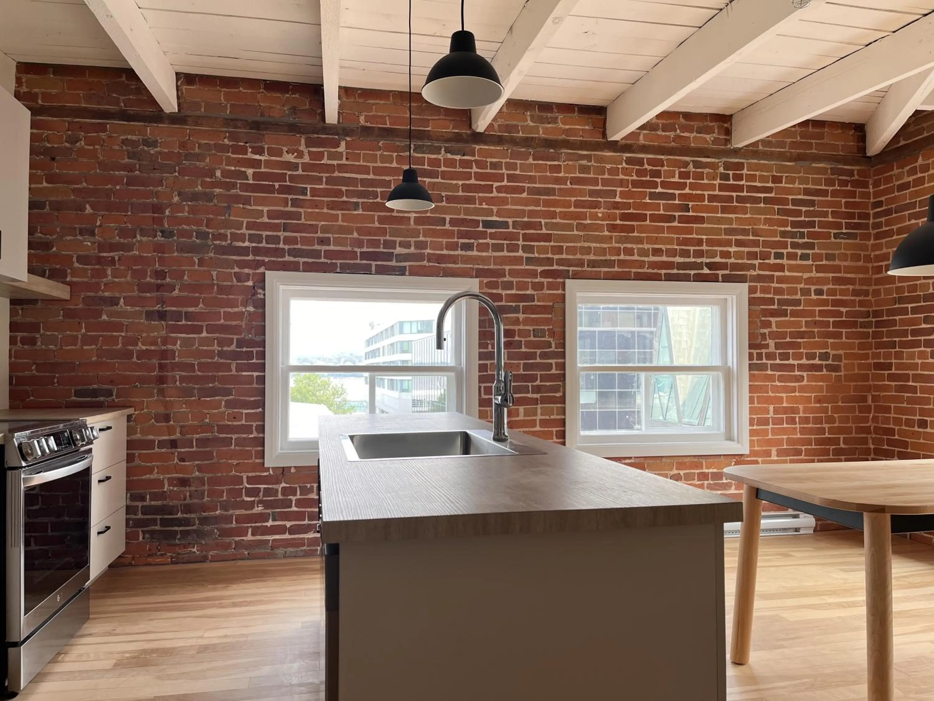 kitchen in Les Lofts de la Barricade - Par les Lofts Vieux-Québec