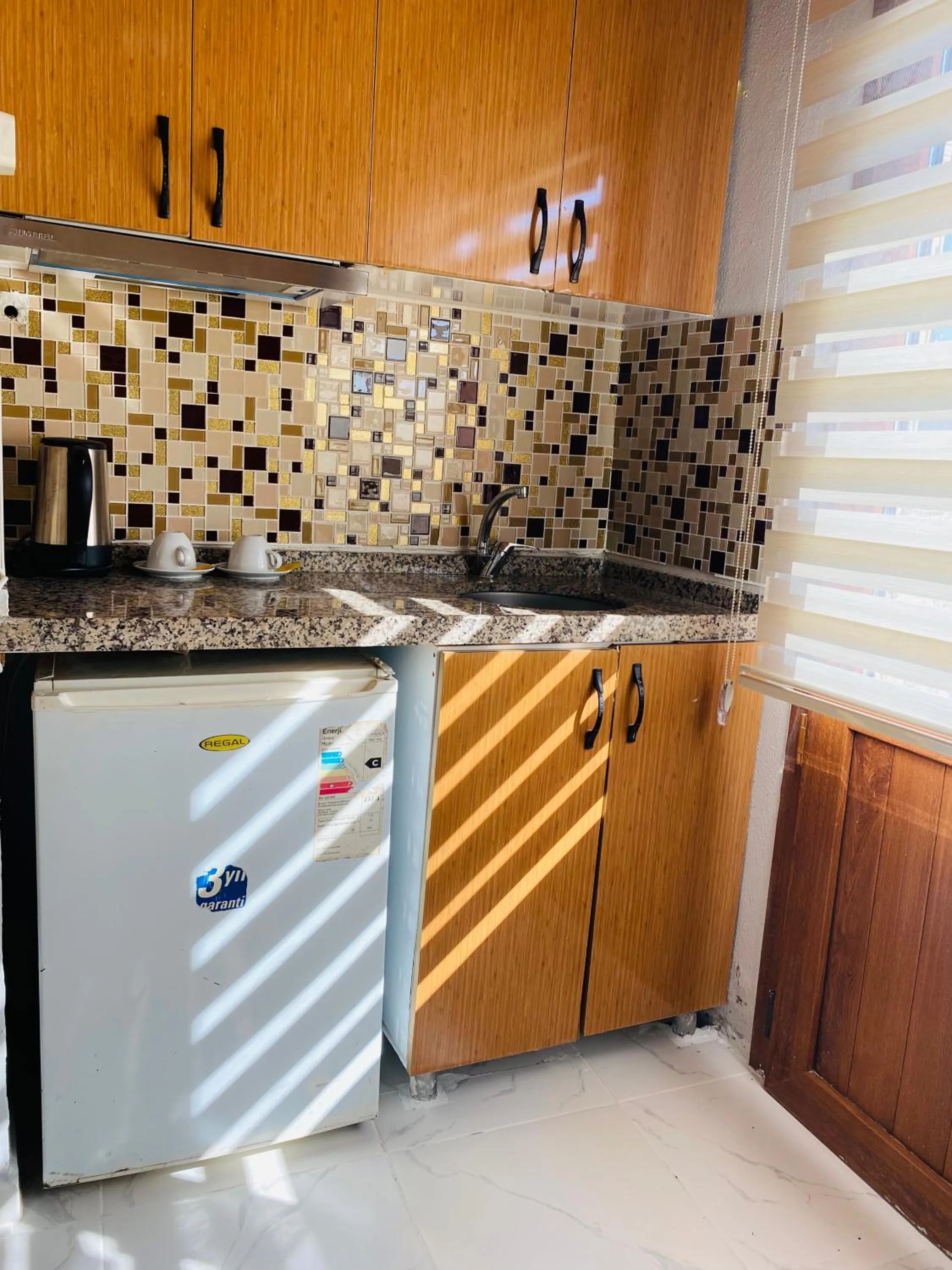 Kitchen or kitchenette in Stylish Hotel Old City