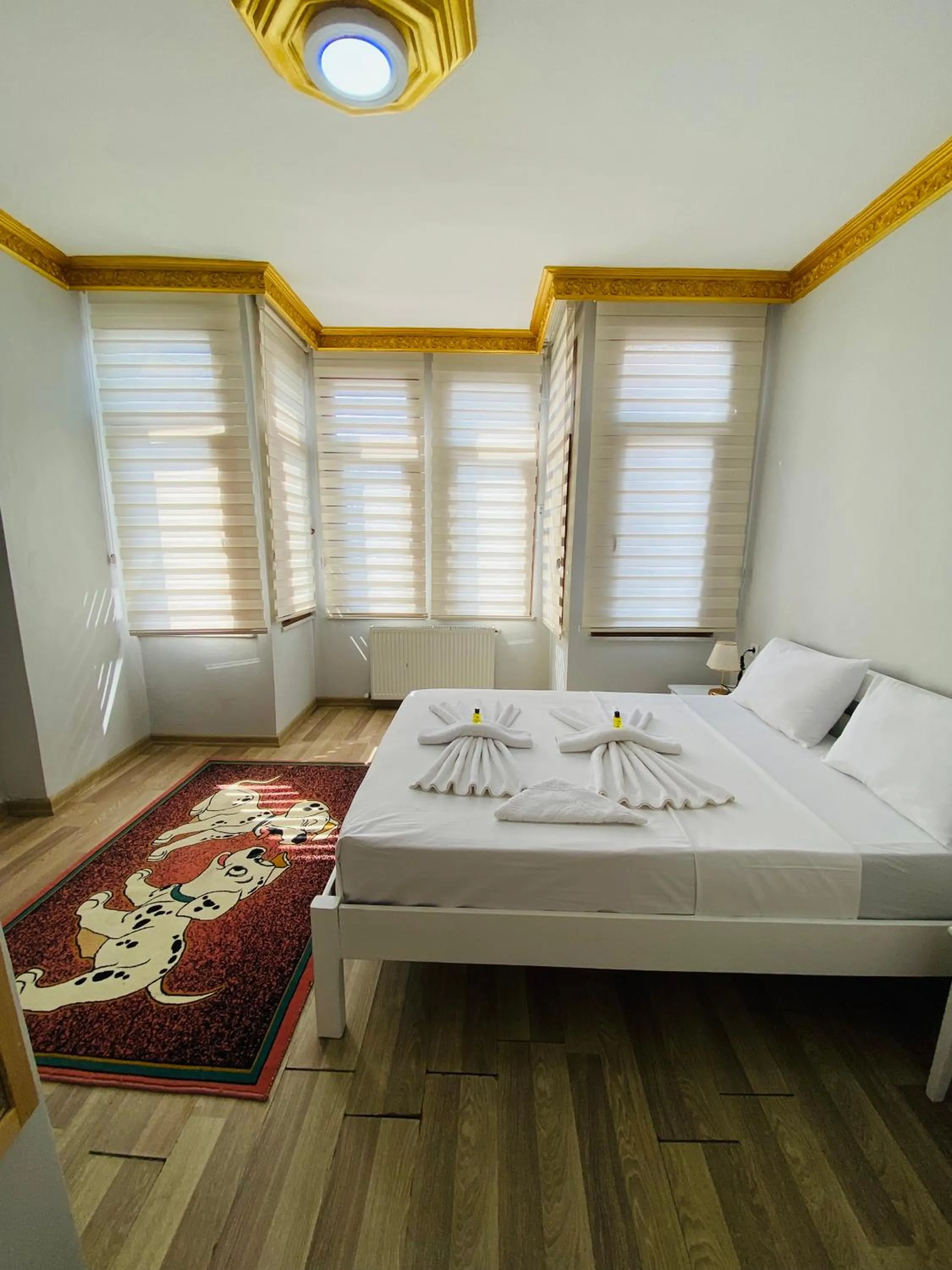 Bed in Stylish Hotel Old City