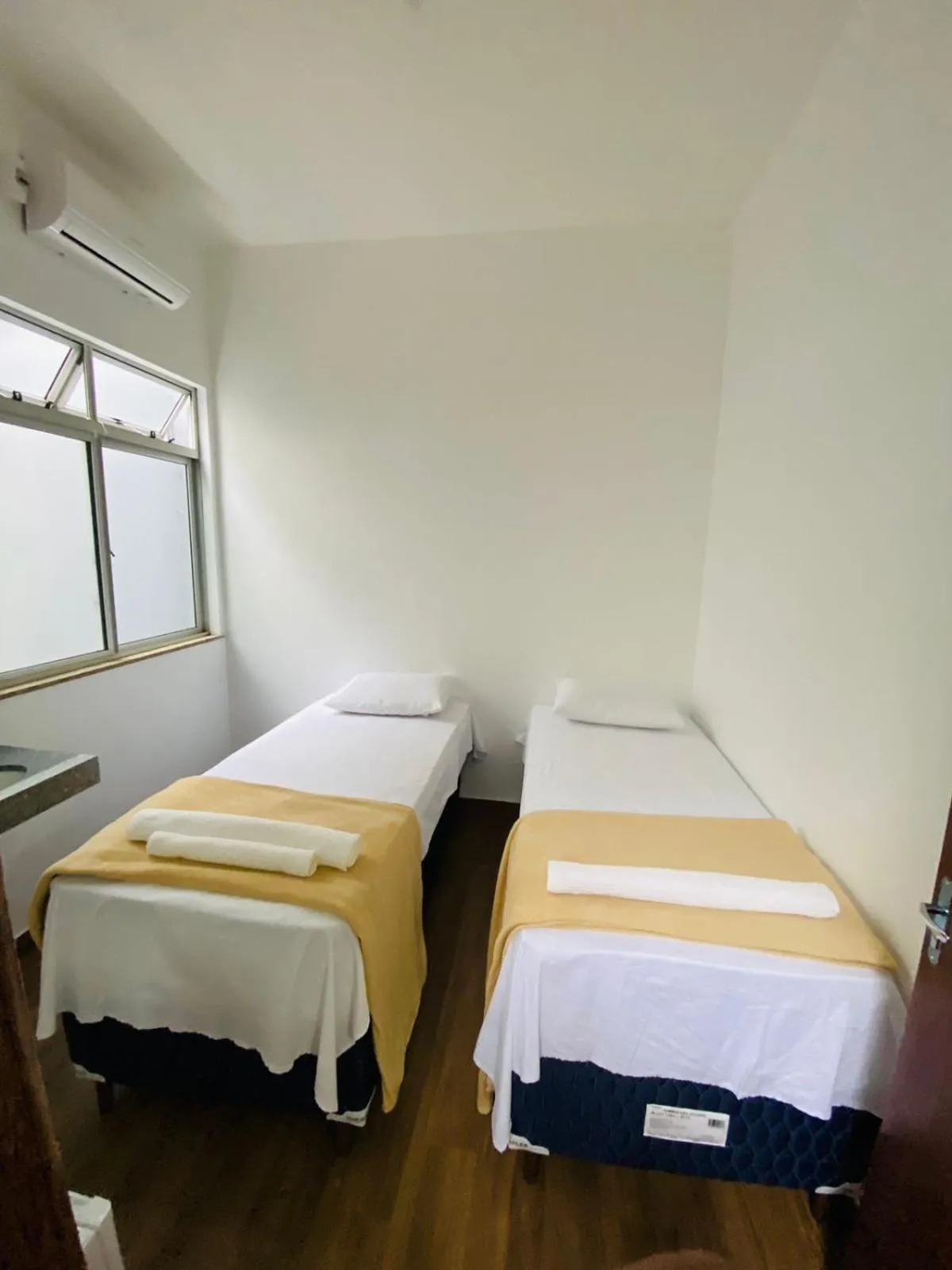 Bed in Hotel Santorine Plaza - Itabira - Próximo a Fundação Cultural Carlos Drummond Andrade